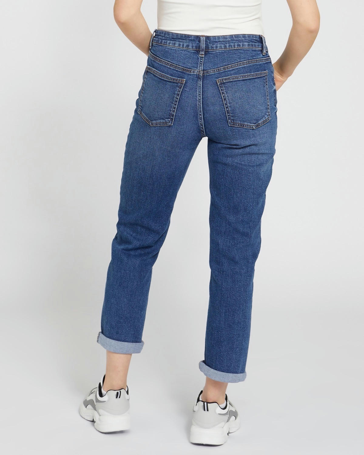 Mid Rise Boyfriend Jeans
