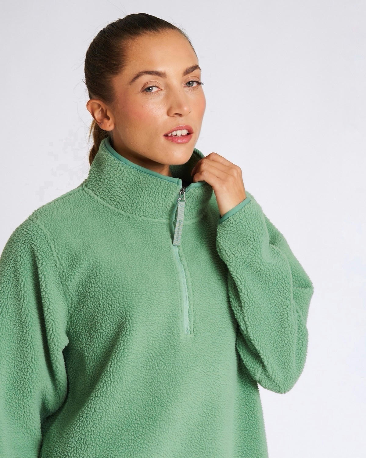 Powercut Ascend Quarter Zip Fleece In Mineral Green