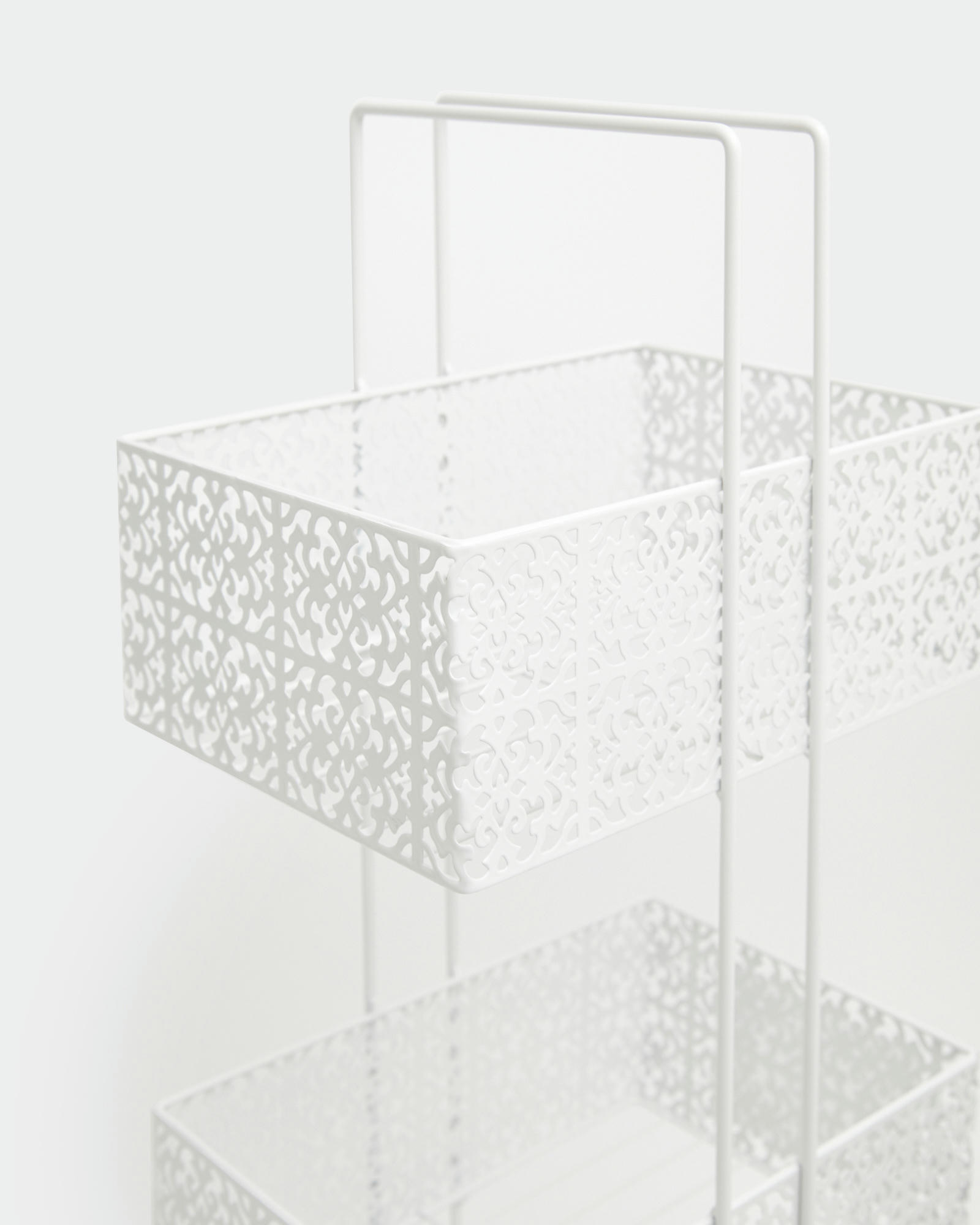 Lace Bathroom Caddy
