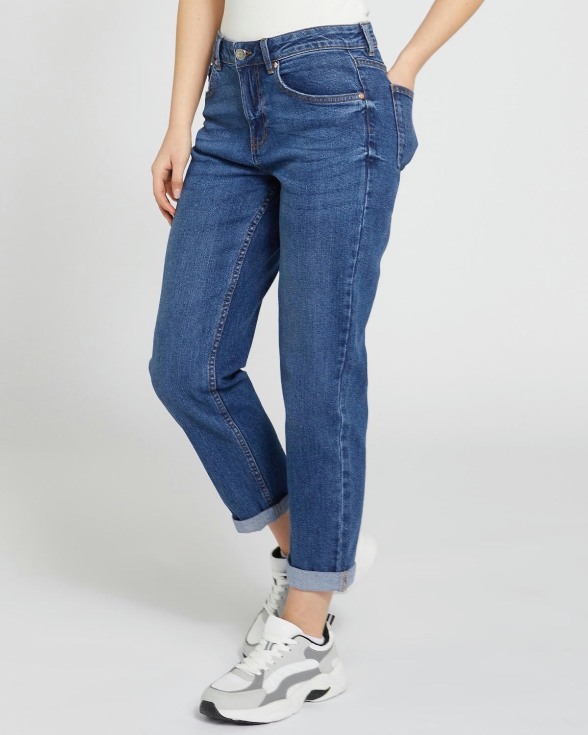 Mid Rise Boyfriend Jeans