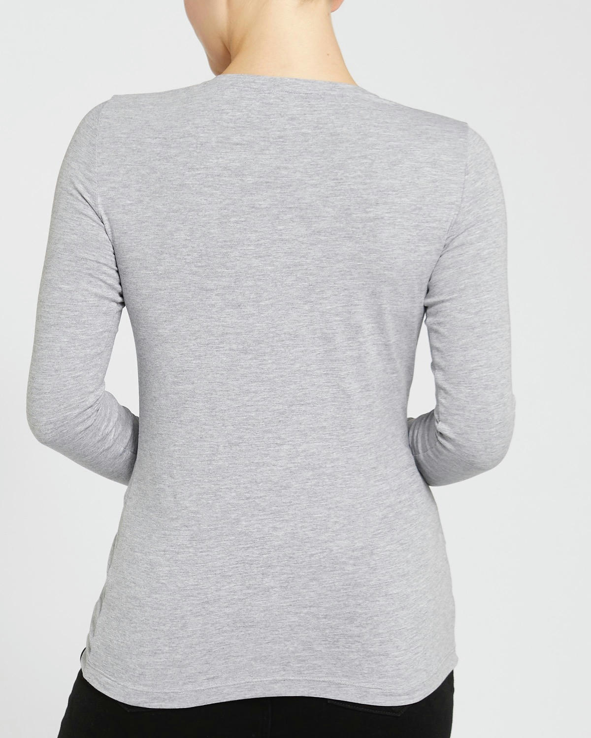 Long-Sleeved Stretch Crew Neck Top