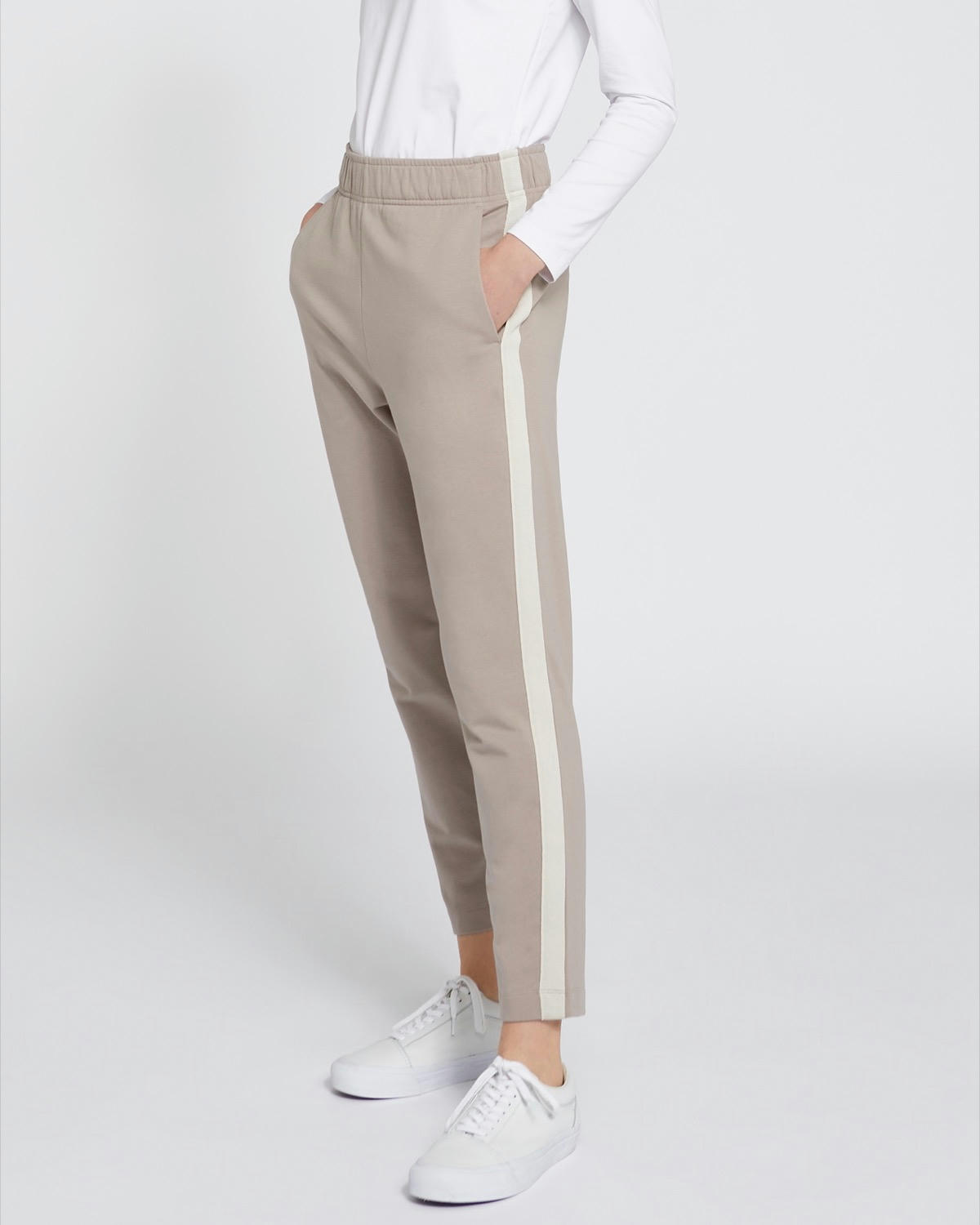 Carolyn Donnelly The Edit Stripe Sweatpants