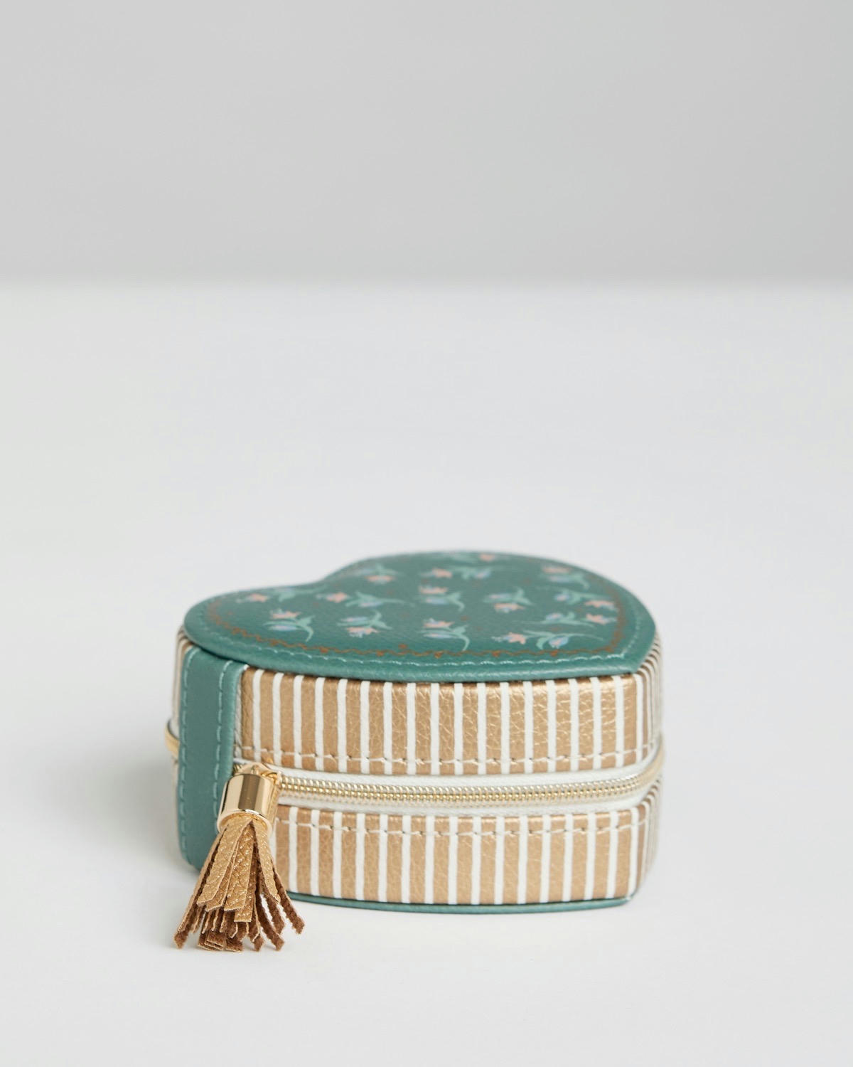 Carolyn Donnelly Eclectic Heart Jewellery Box