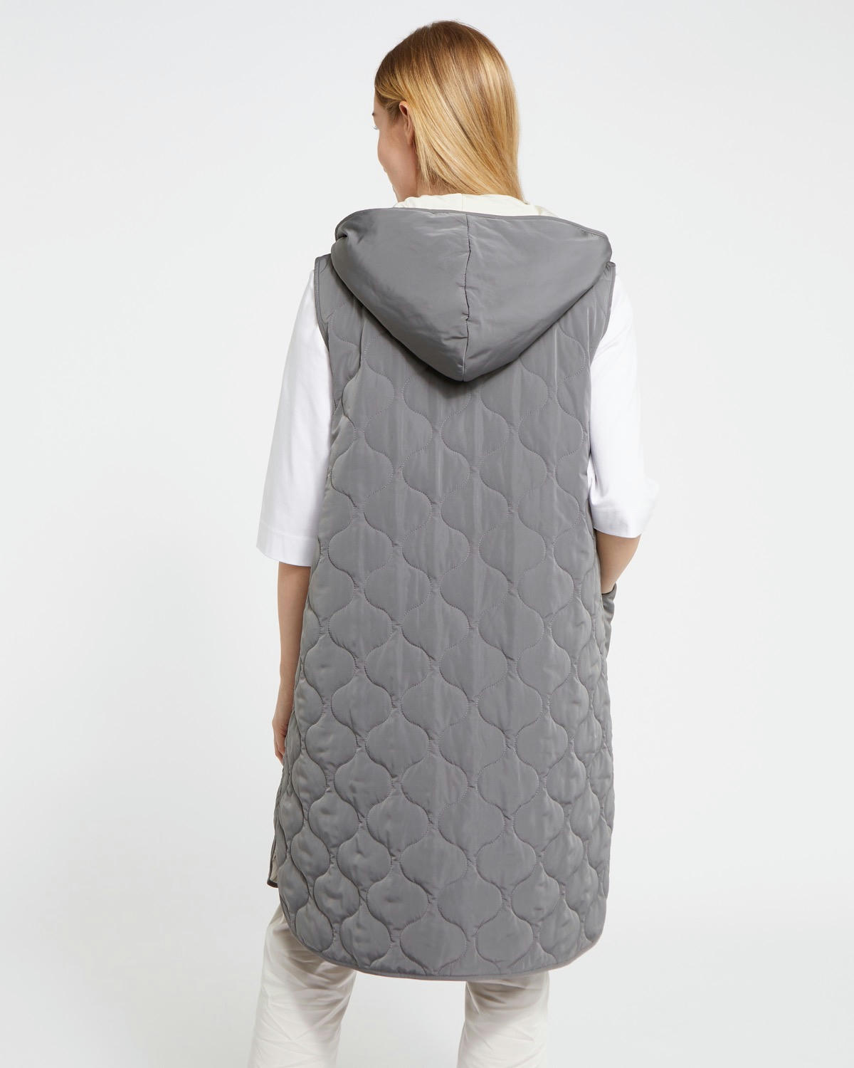 Carolyn Donnelly The Edit Reversible Gilet