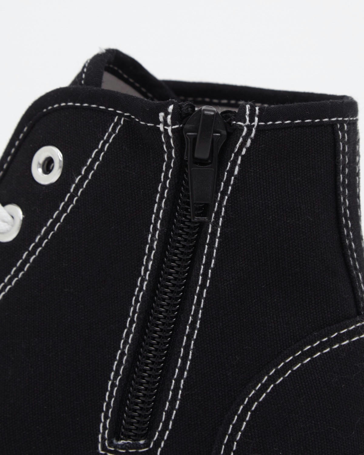 High Top Trainers (Size 8-5)