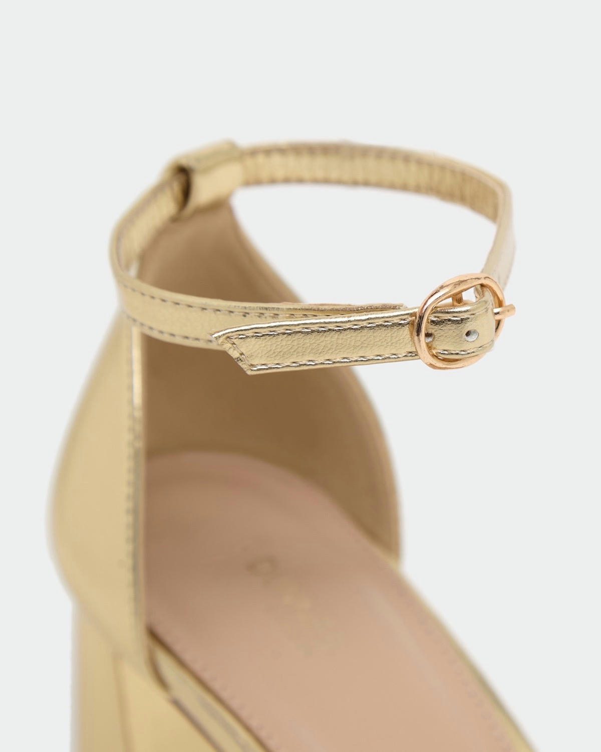 Mid-Heel Closed Back Sandals