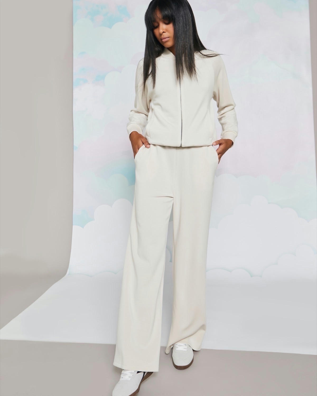 Helen Steele Stone Soft Touch Wide Leg Joggers