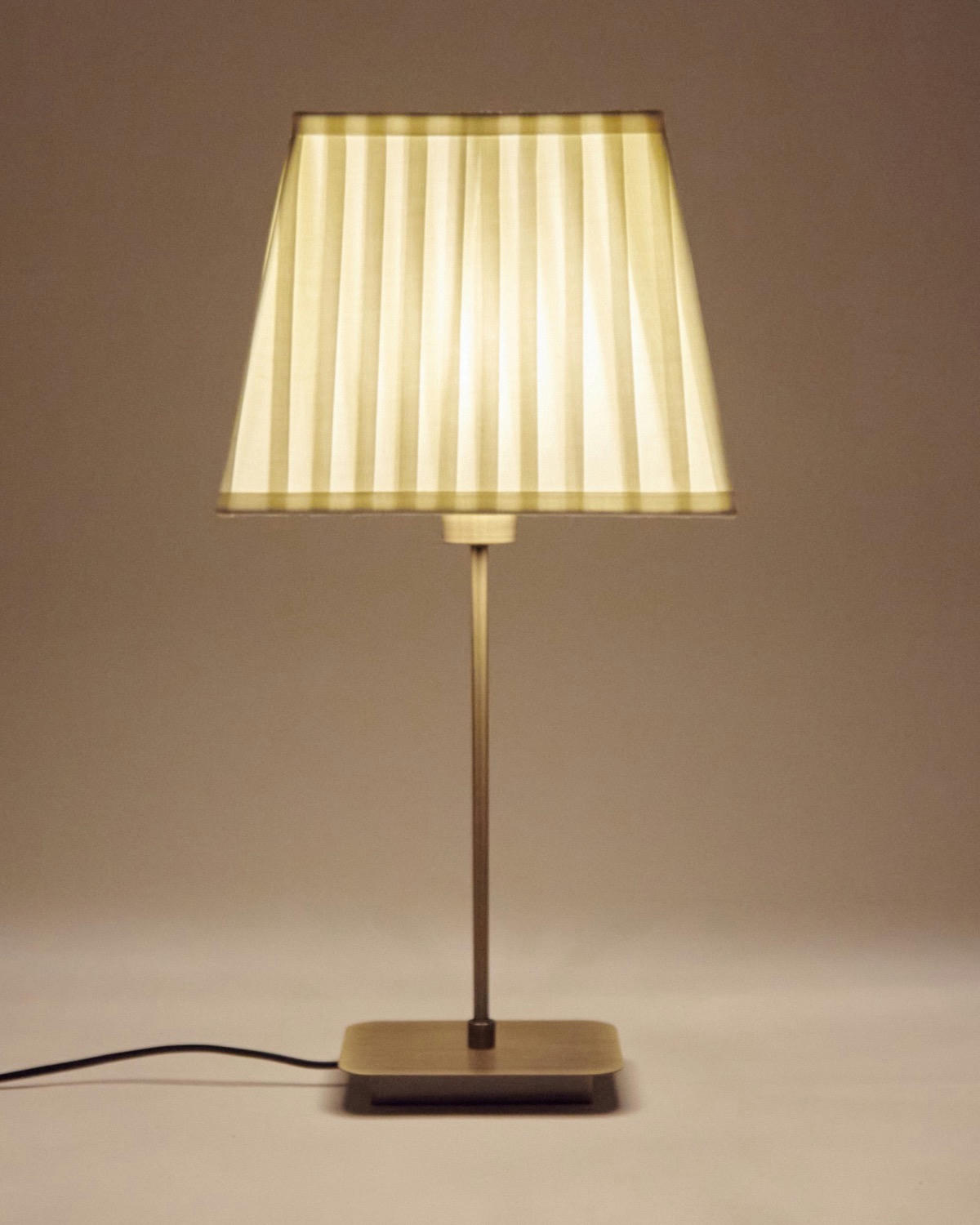 Villa Lamp