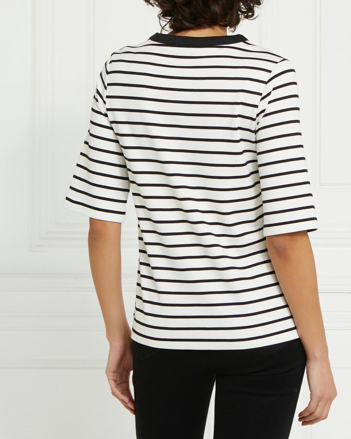 Gallery Stripe Button Detail Top