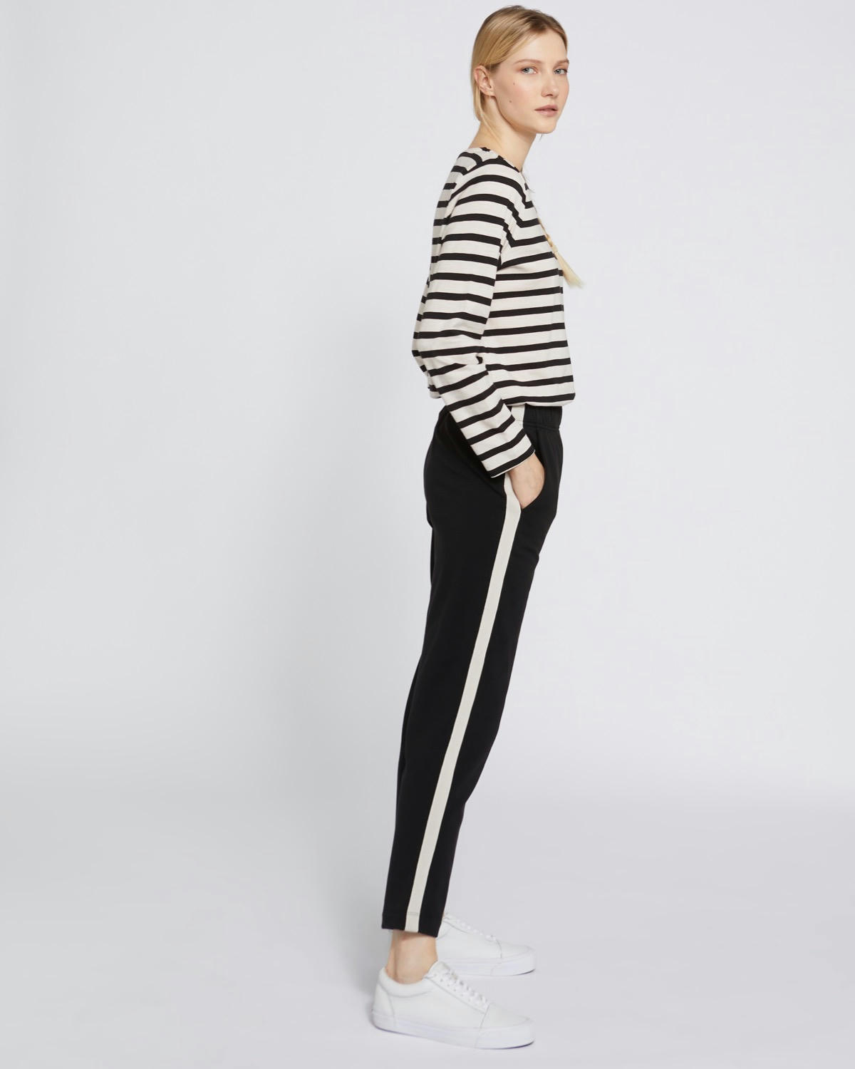 Carolyn Donnelly The Edit Stripe Sweatpants