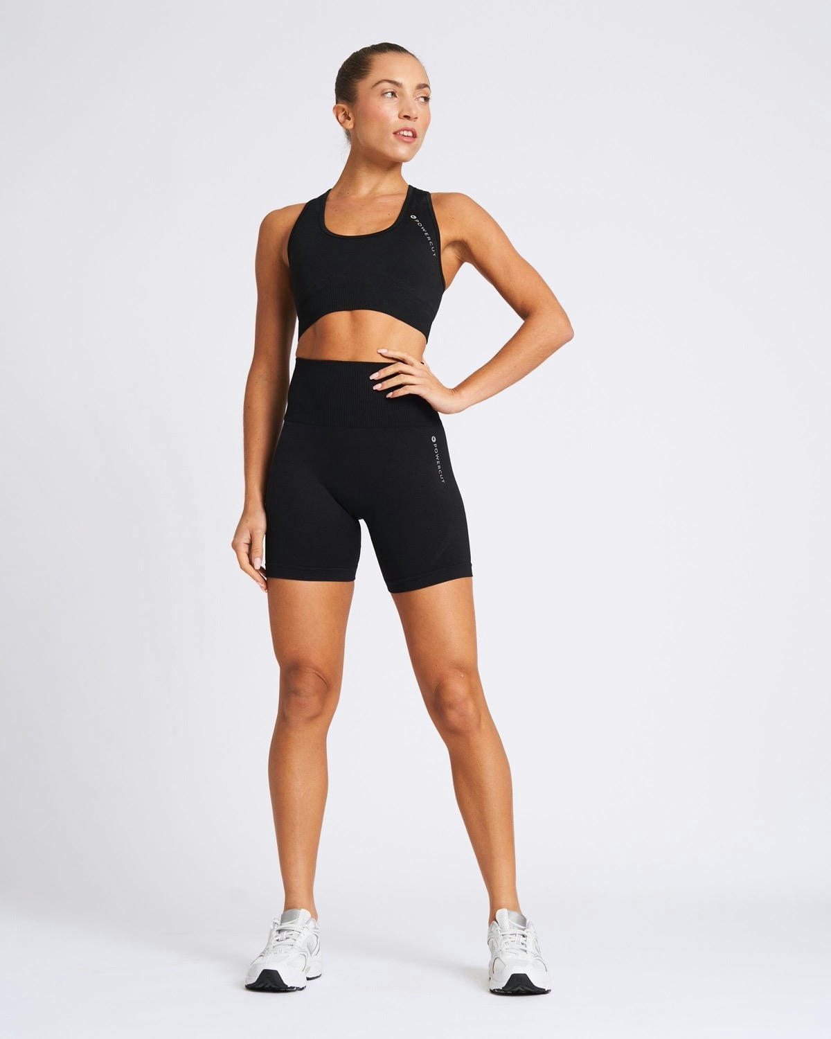 Powercut Solid Seamless 6