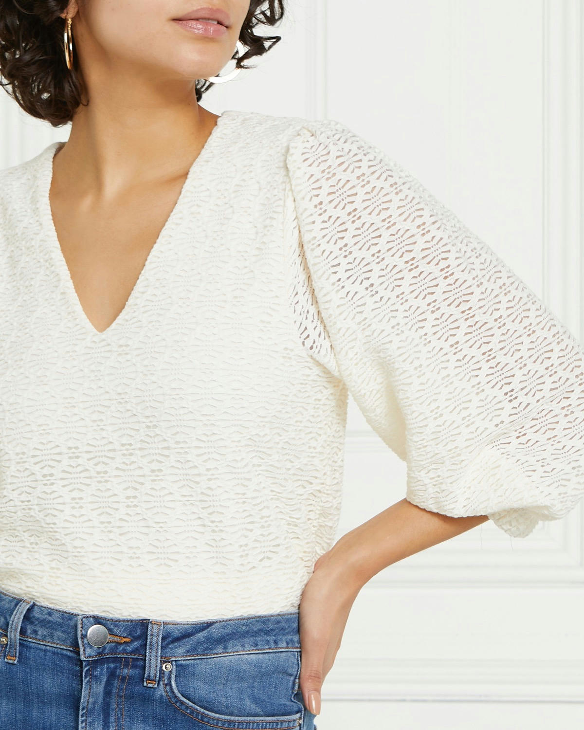 Gallery Texture Puff Sleeve Top