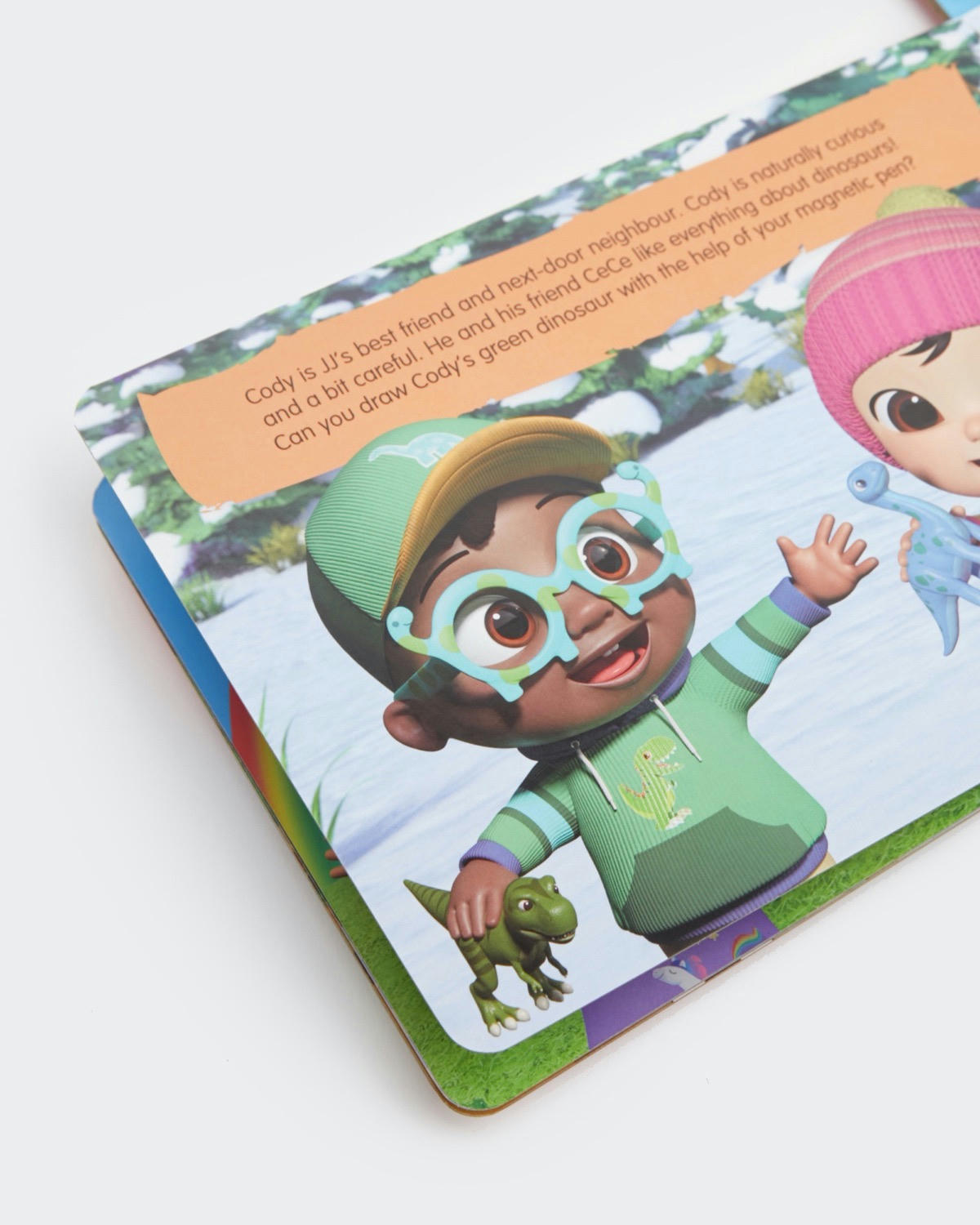 Cocomelon Learning Series: Storybook And Drawing Pad