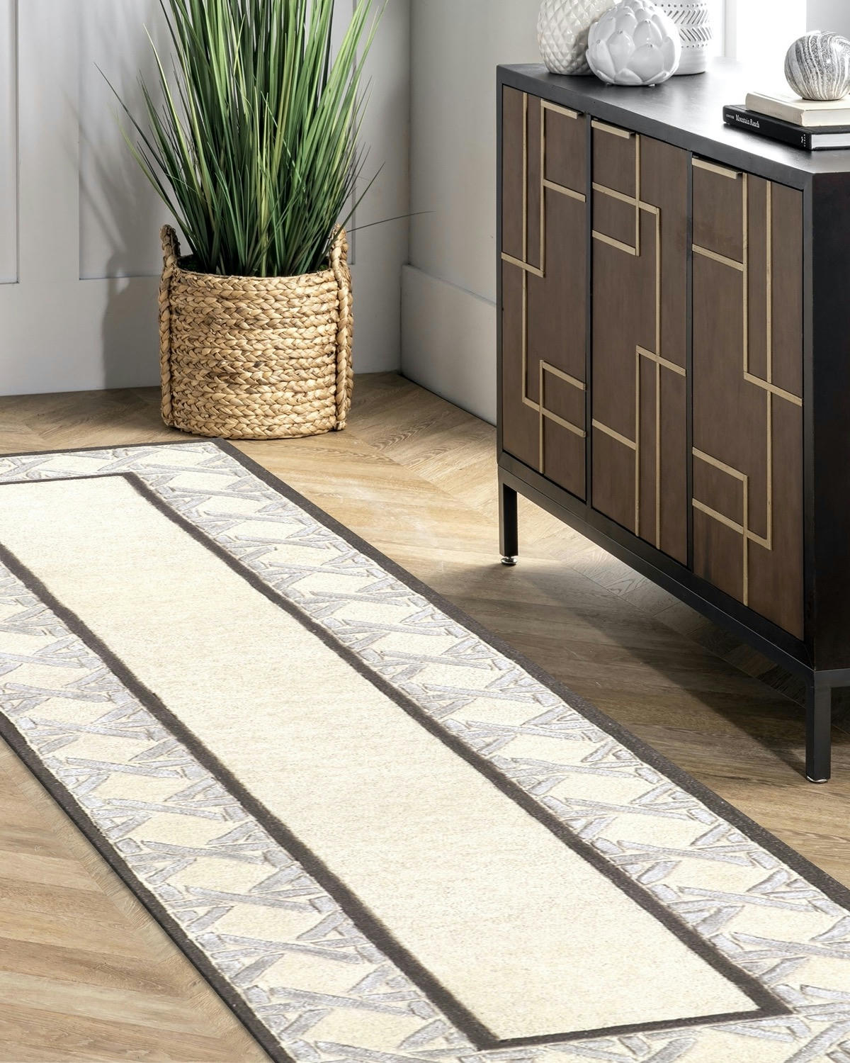 Francis Brennan the Collection Cantra Runner