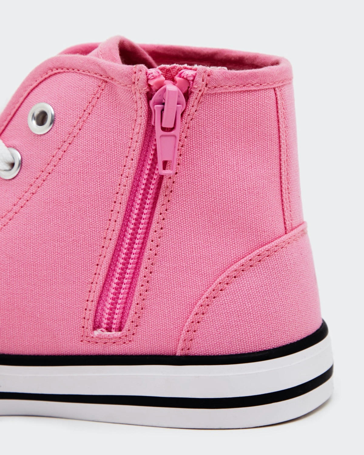 High Top Trainers (Size 8-5)