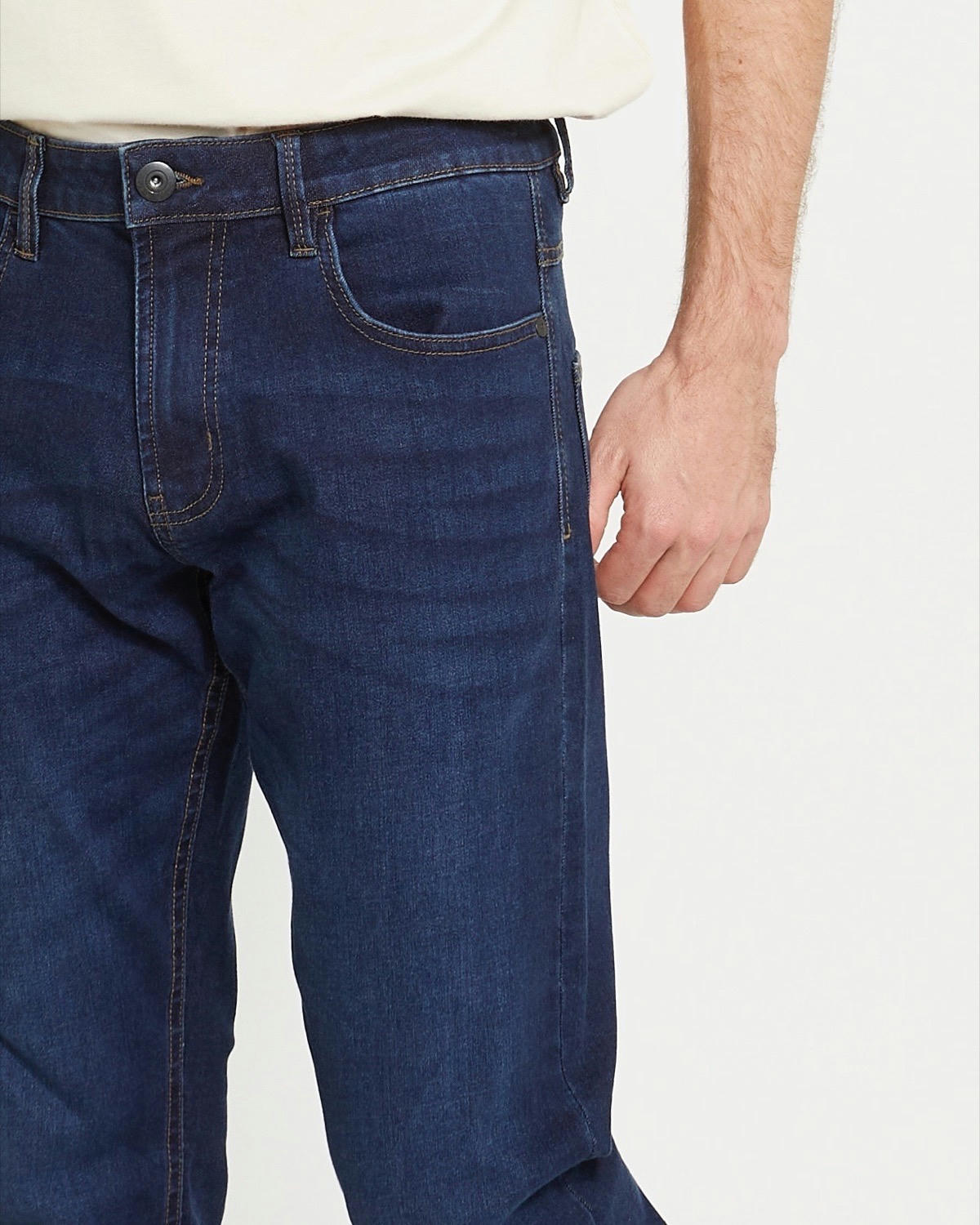 Ultra Stretch Straight Fit Jeans