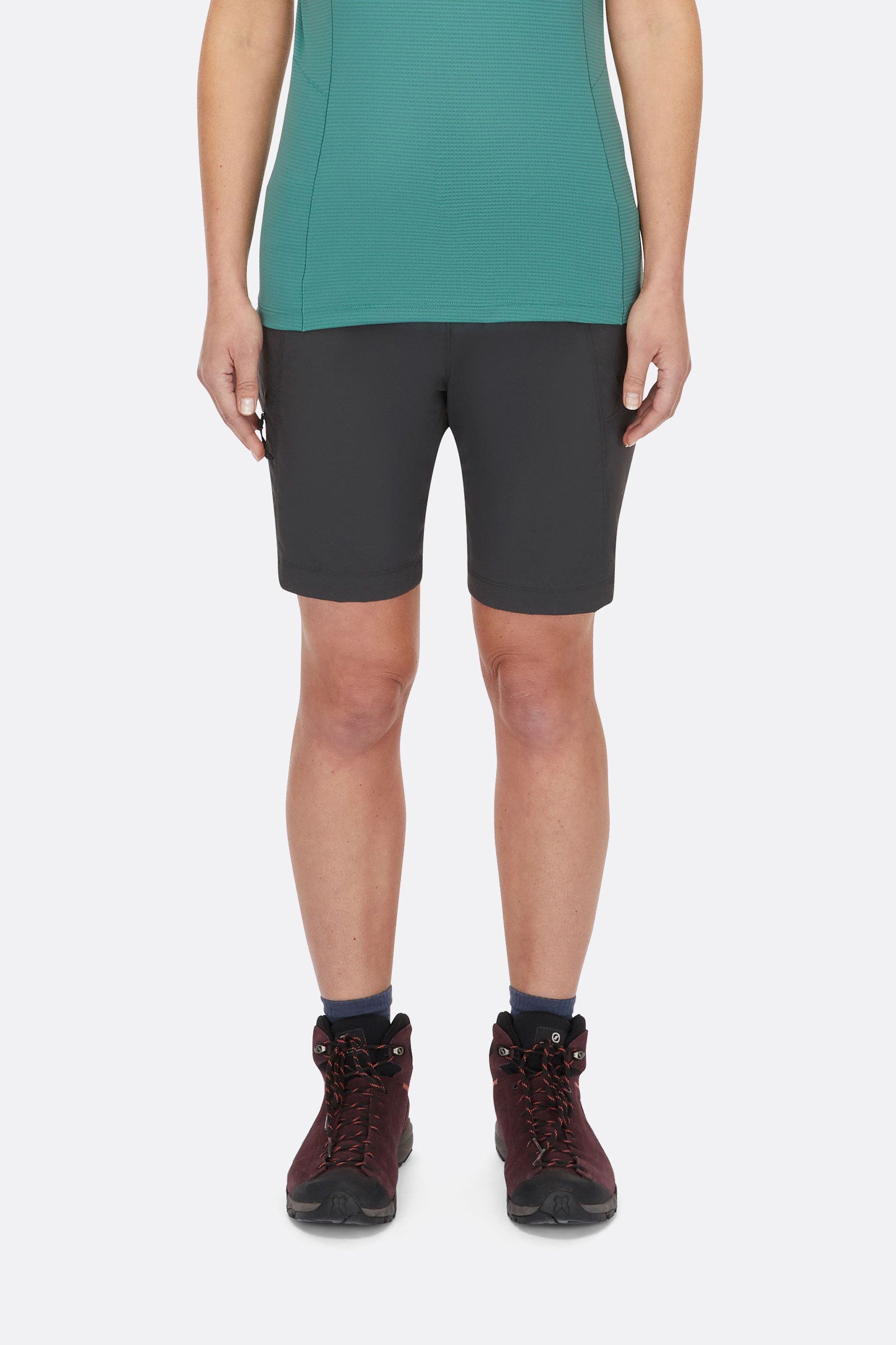 Women's Momentum Light Shorts