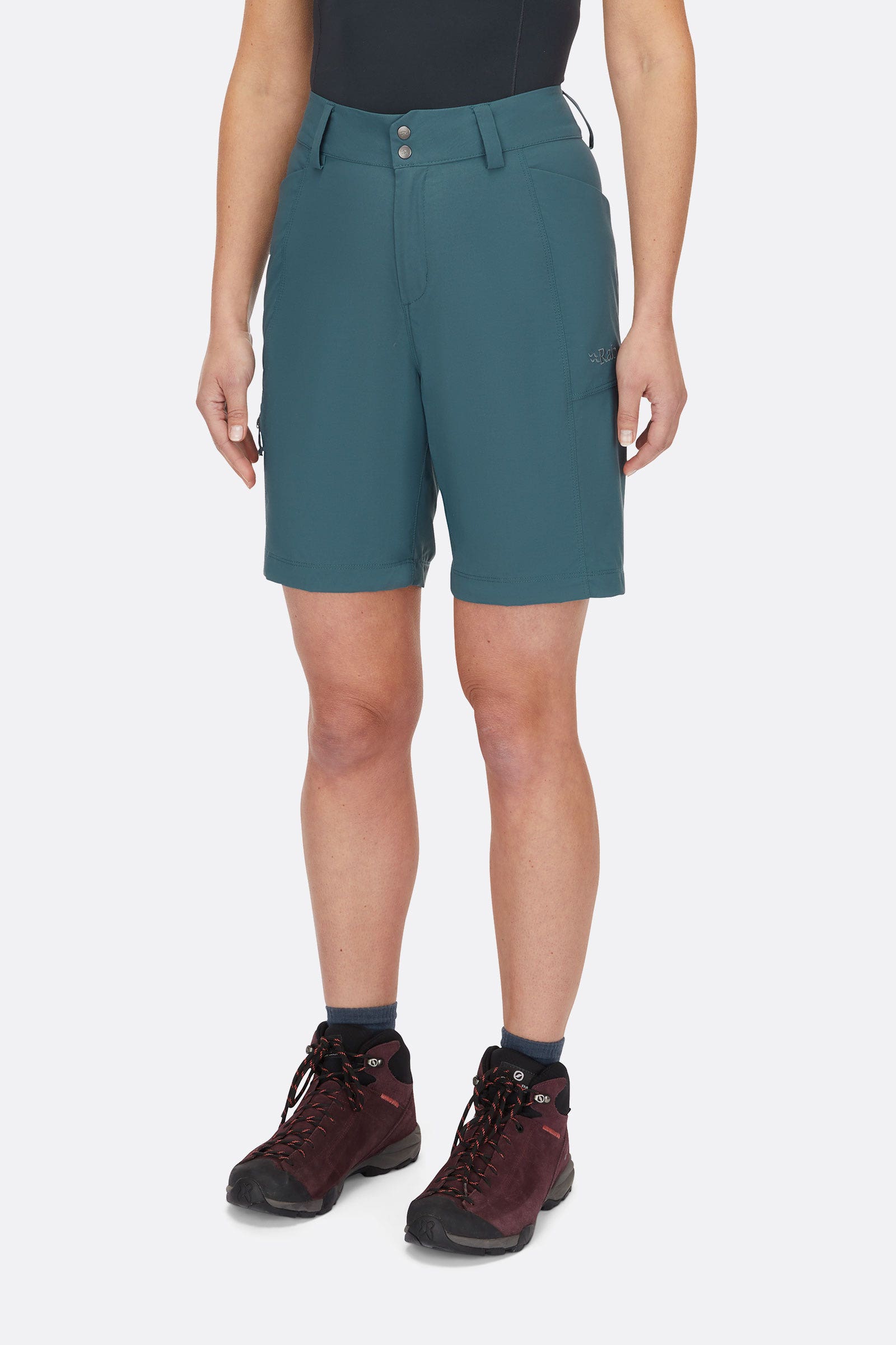 Women's Momentum Light Shorts