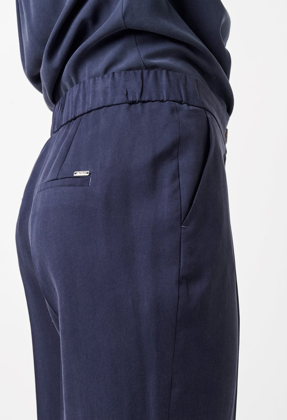 Button Close Straight leg Trouser