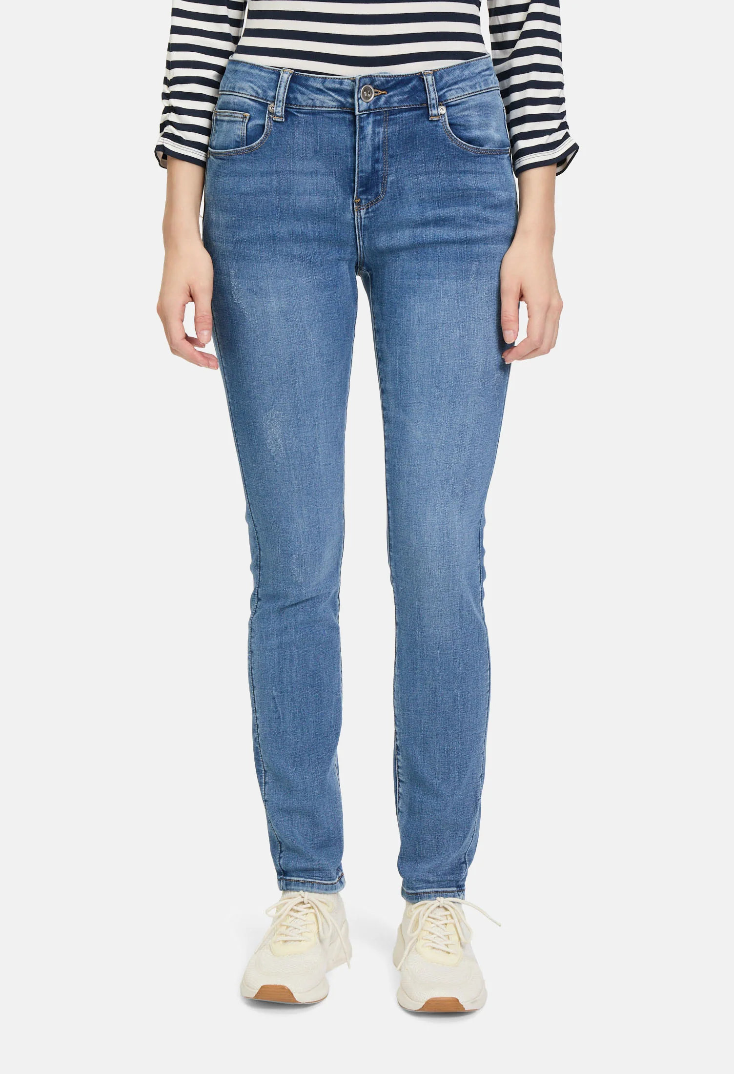 Sunny Slim Fit Jeans