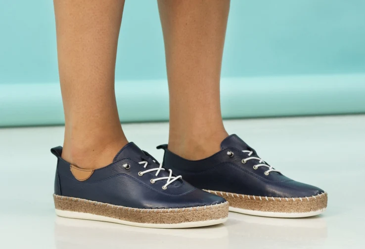 Evie Leather Plimsoll