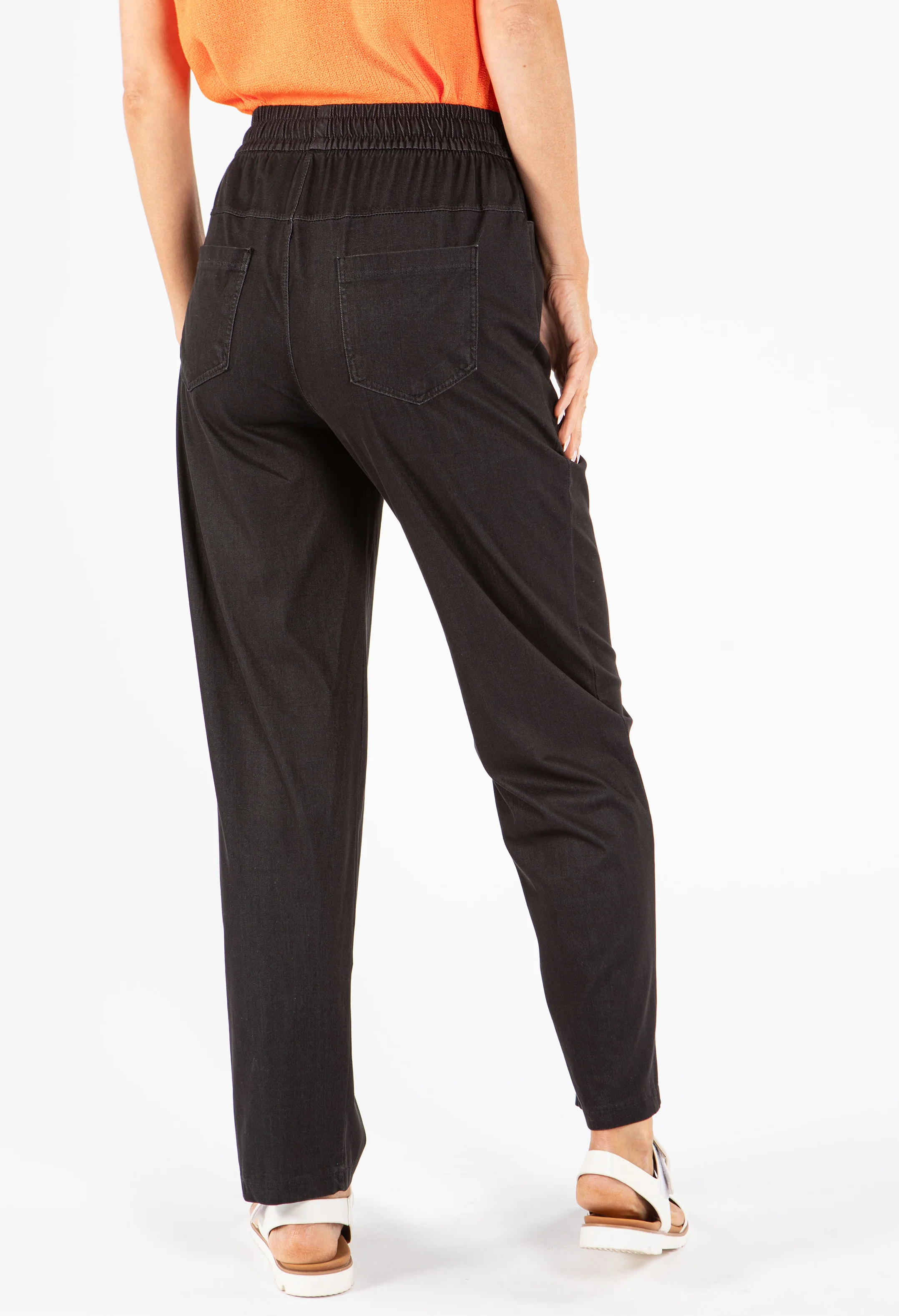 Straight Leg Jogger