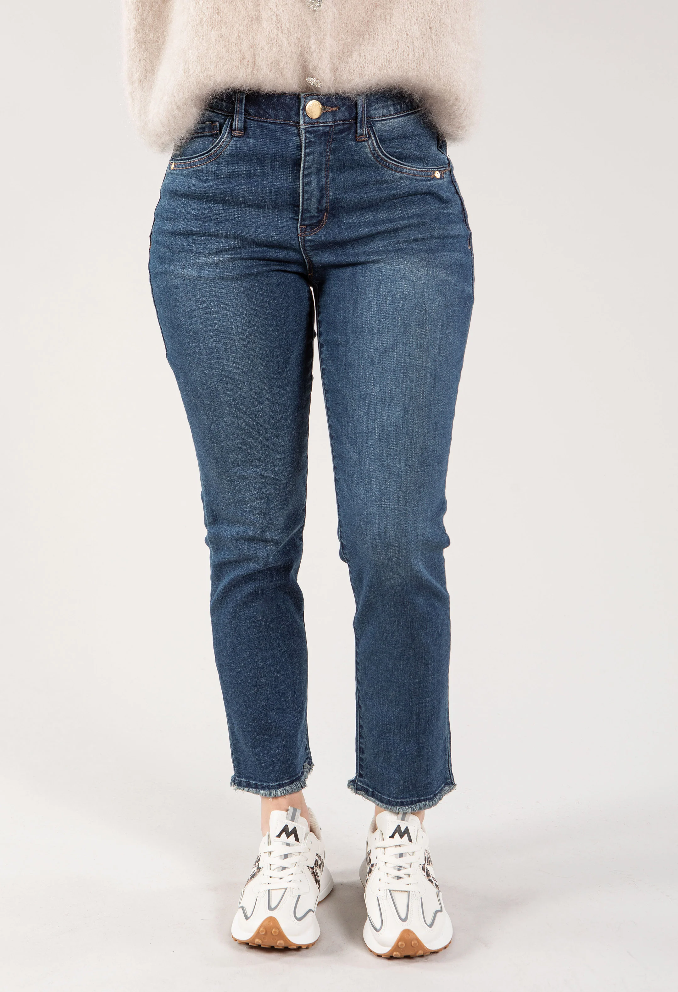 Absolution High Rise Cascading Embroidered D Slim Straight Jean