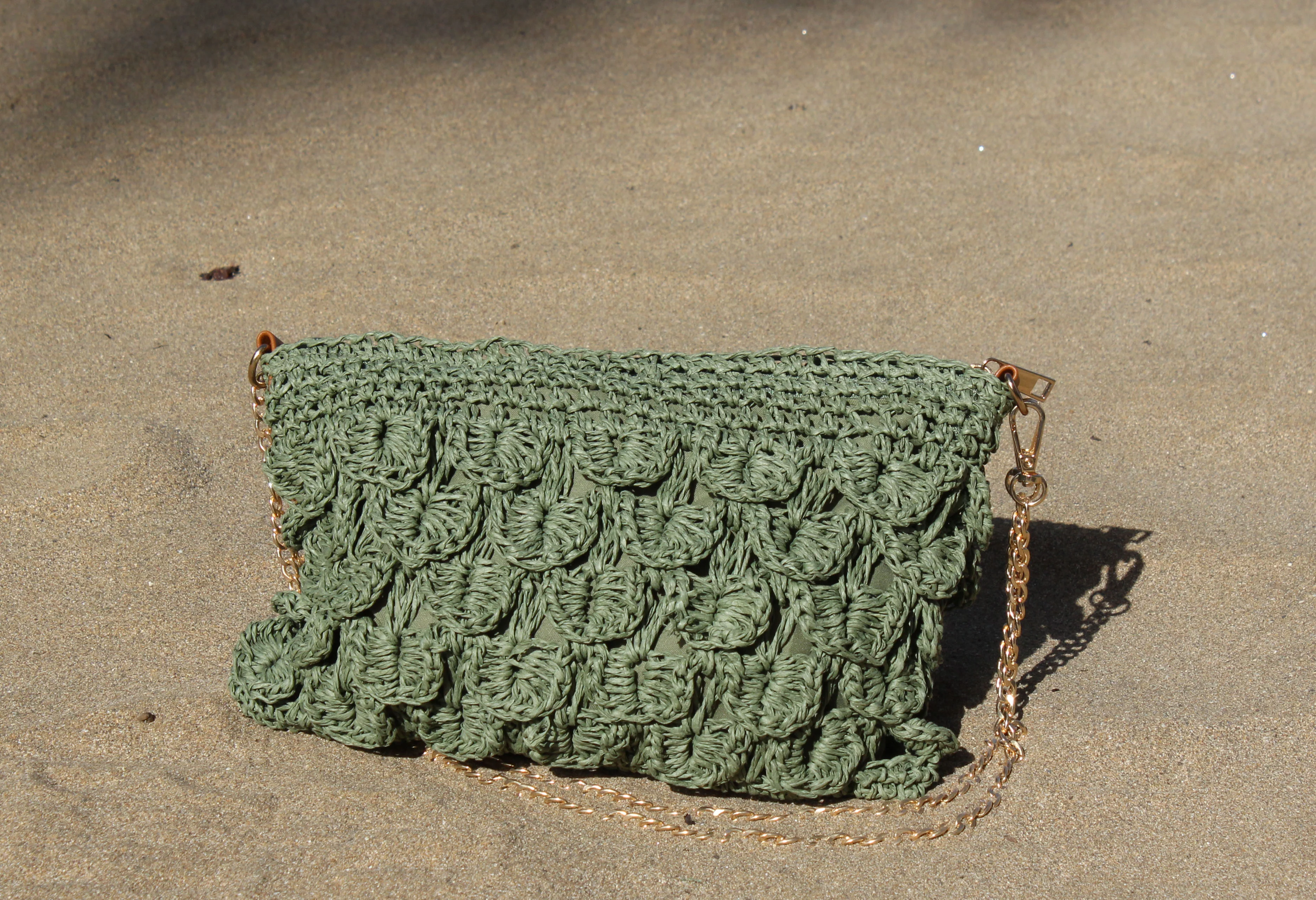 Straw Scalloped Cross Body Bag