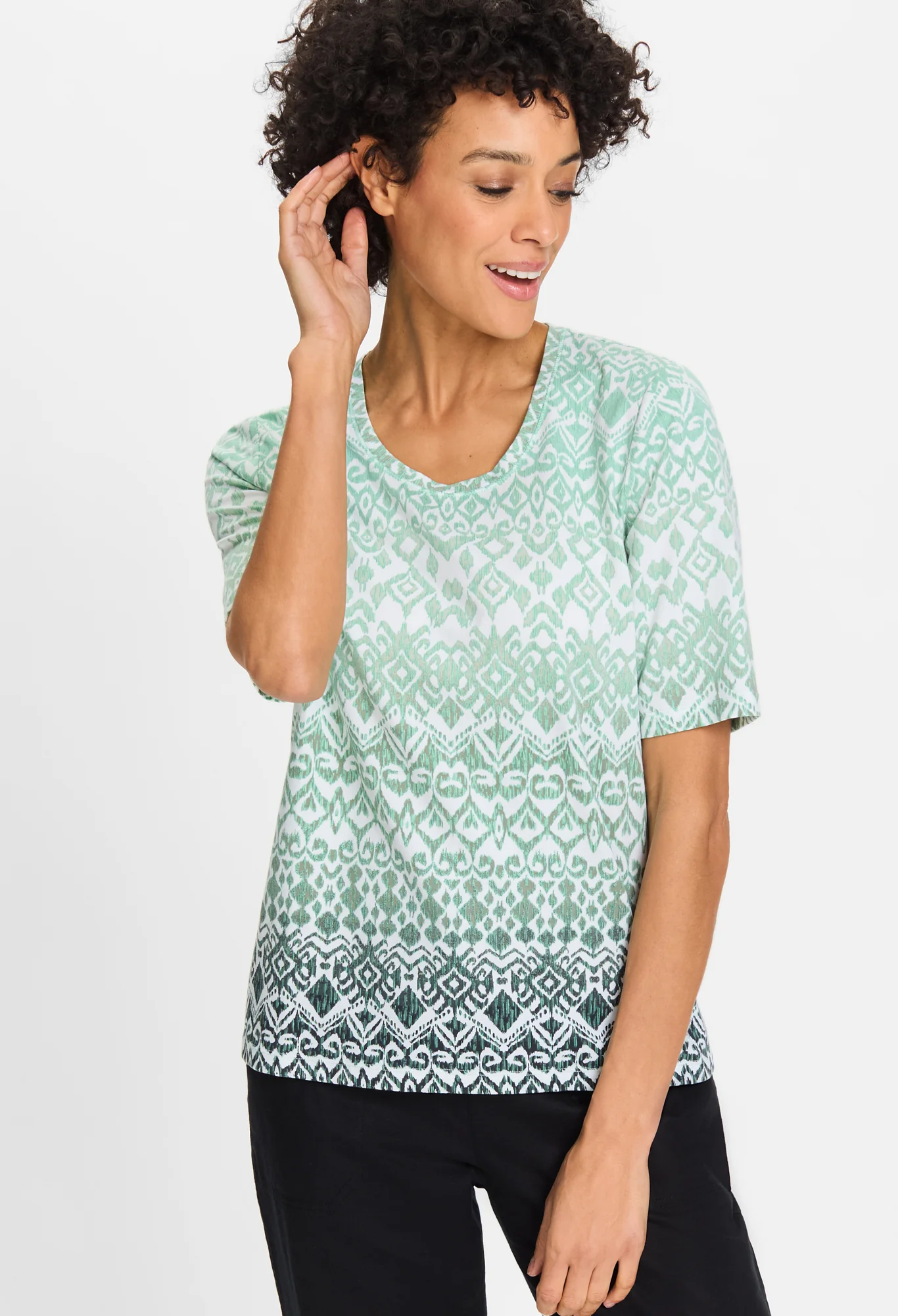 Ornamental Print Top In Hannah Fit