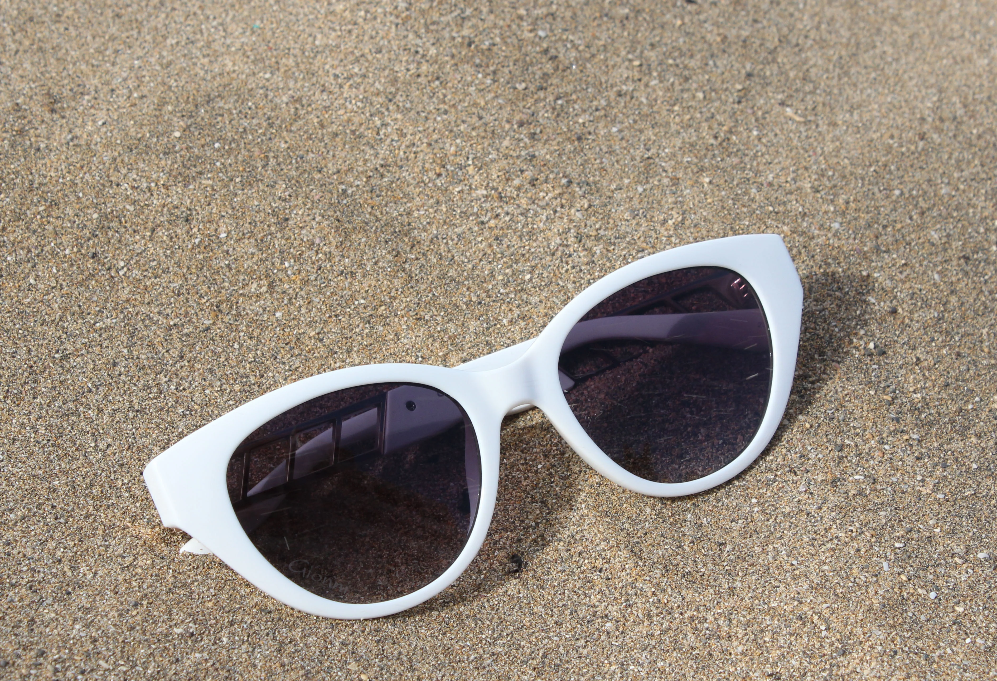 Cat Eye Side Detail Sunglasses
