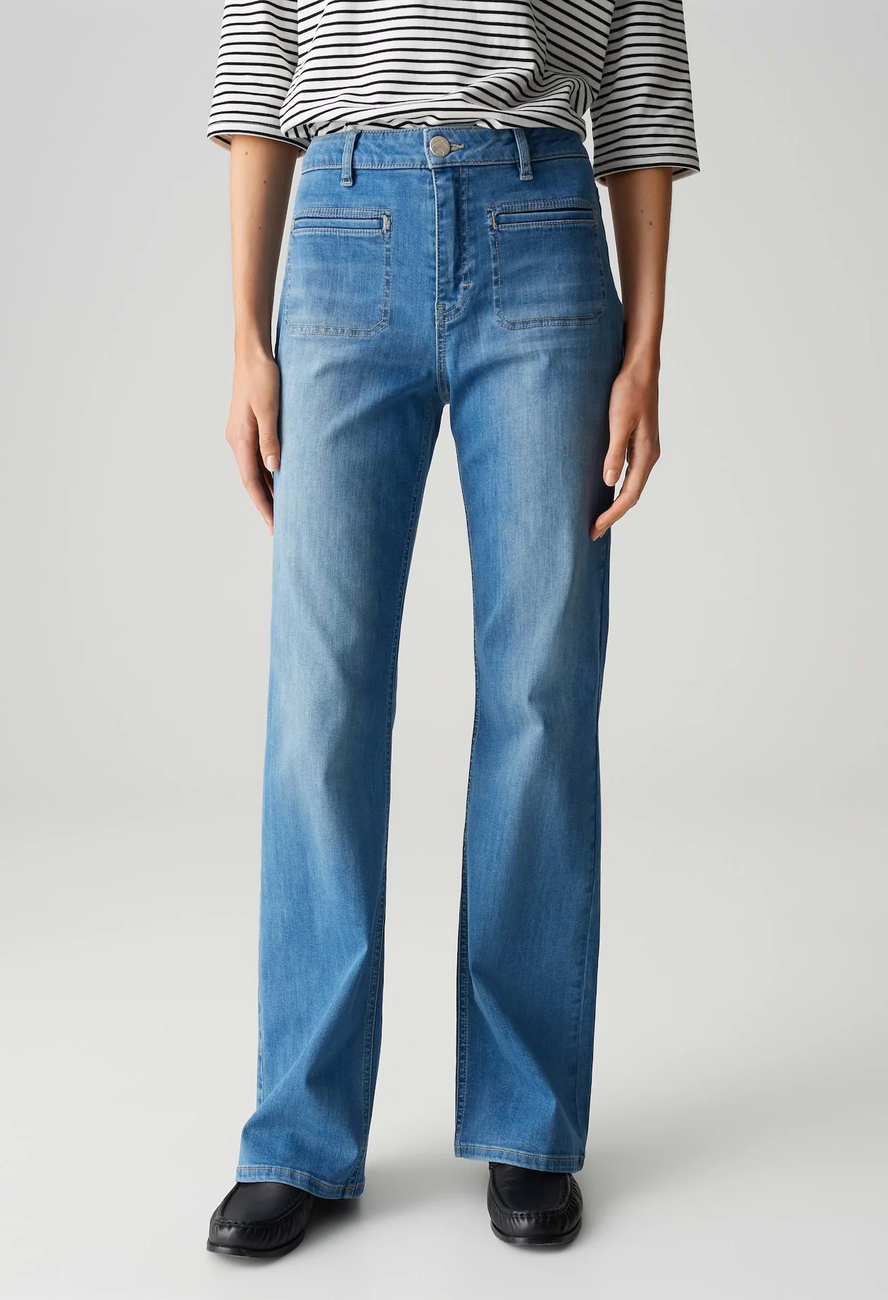 Melly Fresh Mid Rise Flared Jeans