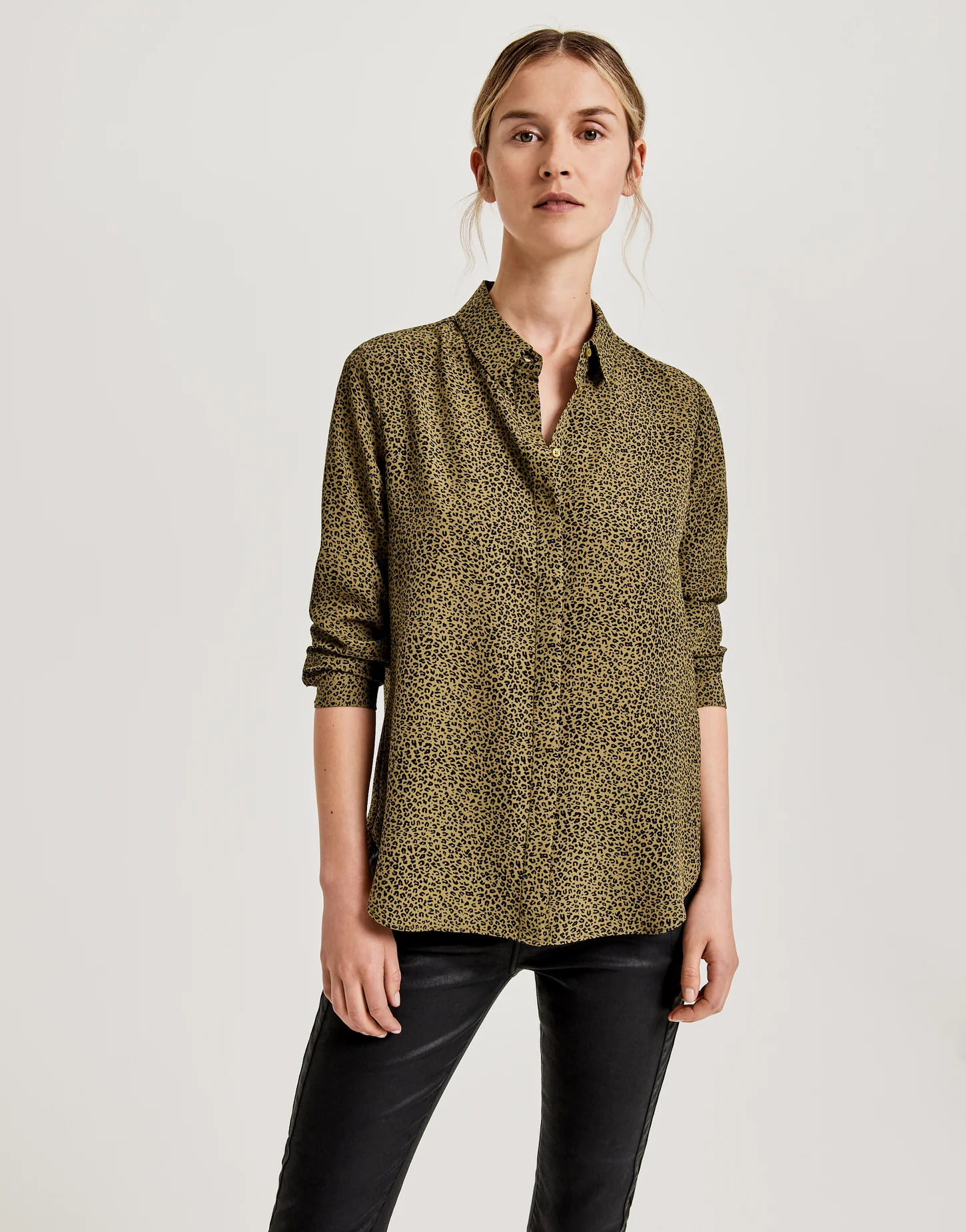Shiny Pea Blouse with print Fastine leo