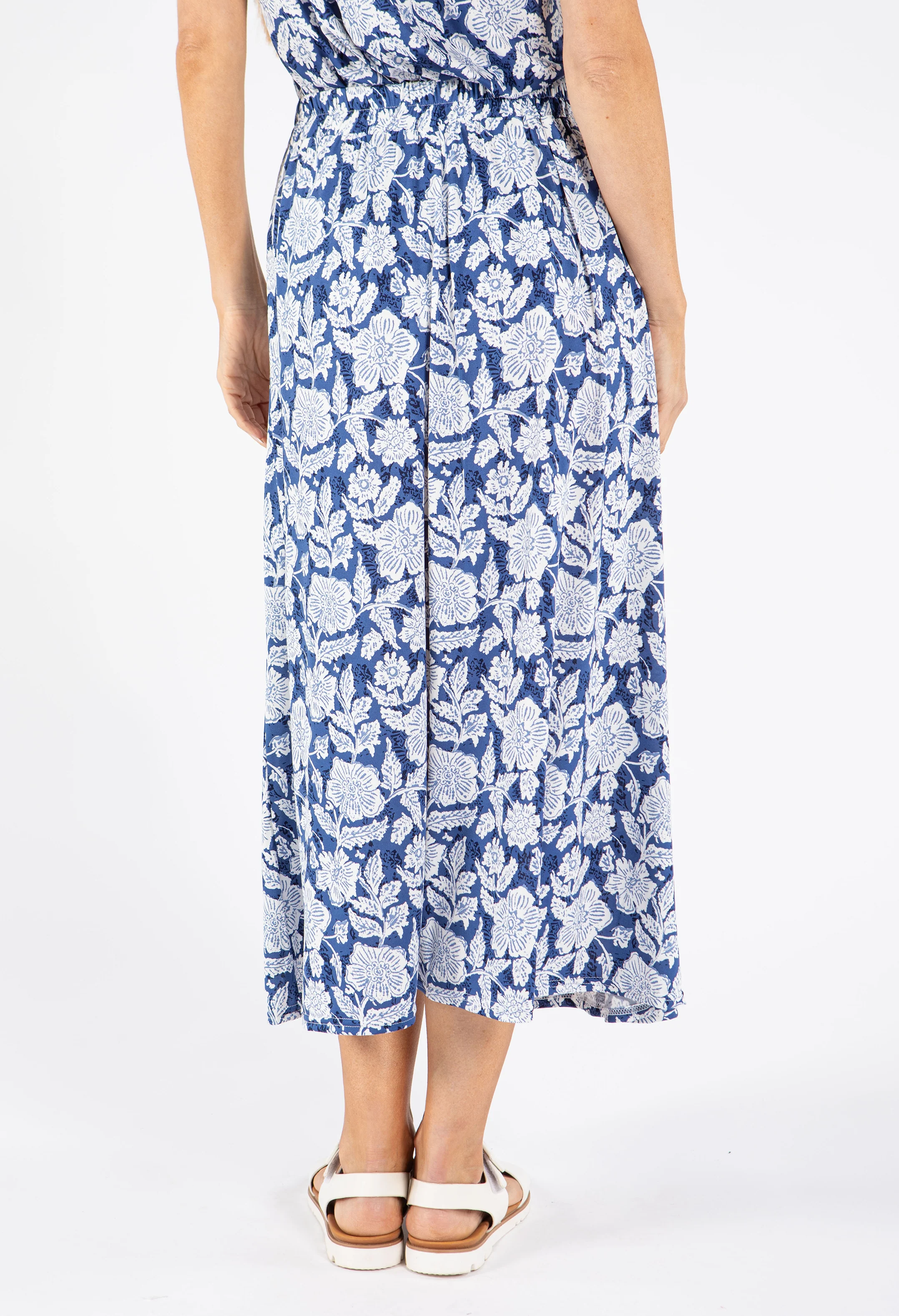 Buttoned Floral Midi Skirt
