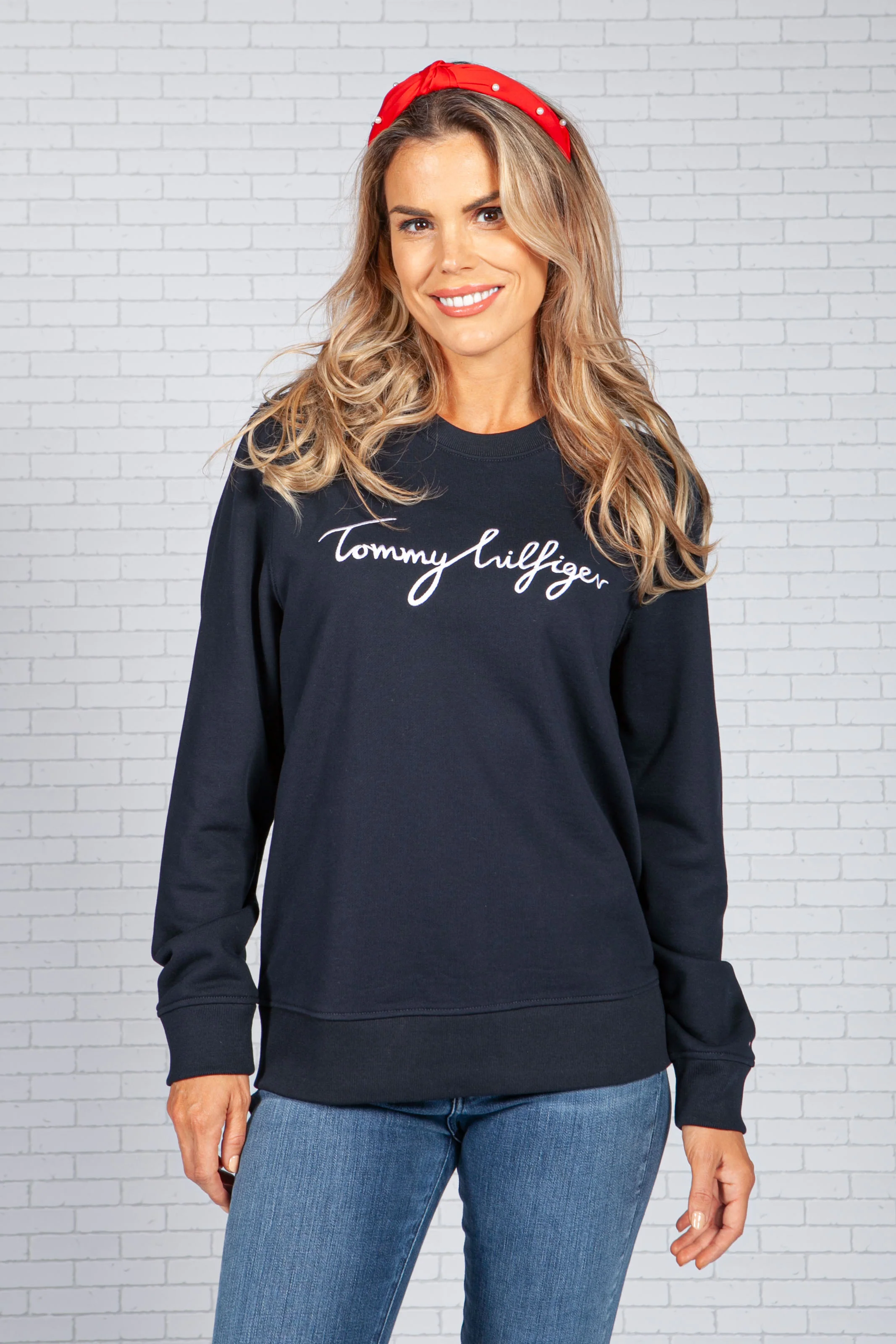 GRAPHIC CREW NECK SWEATSHIRT IN NAVY