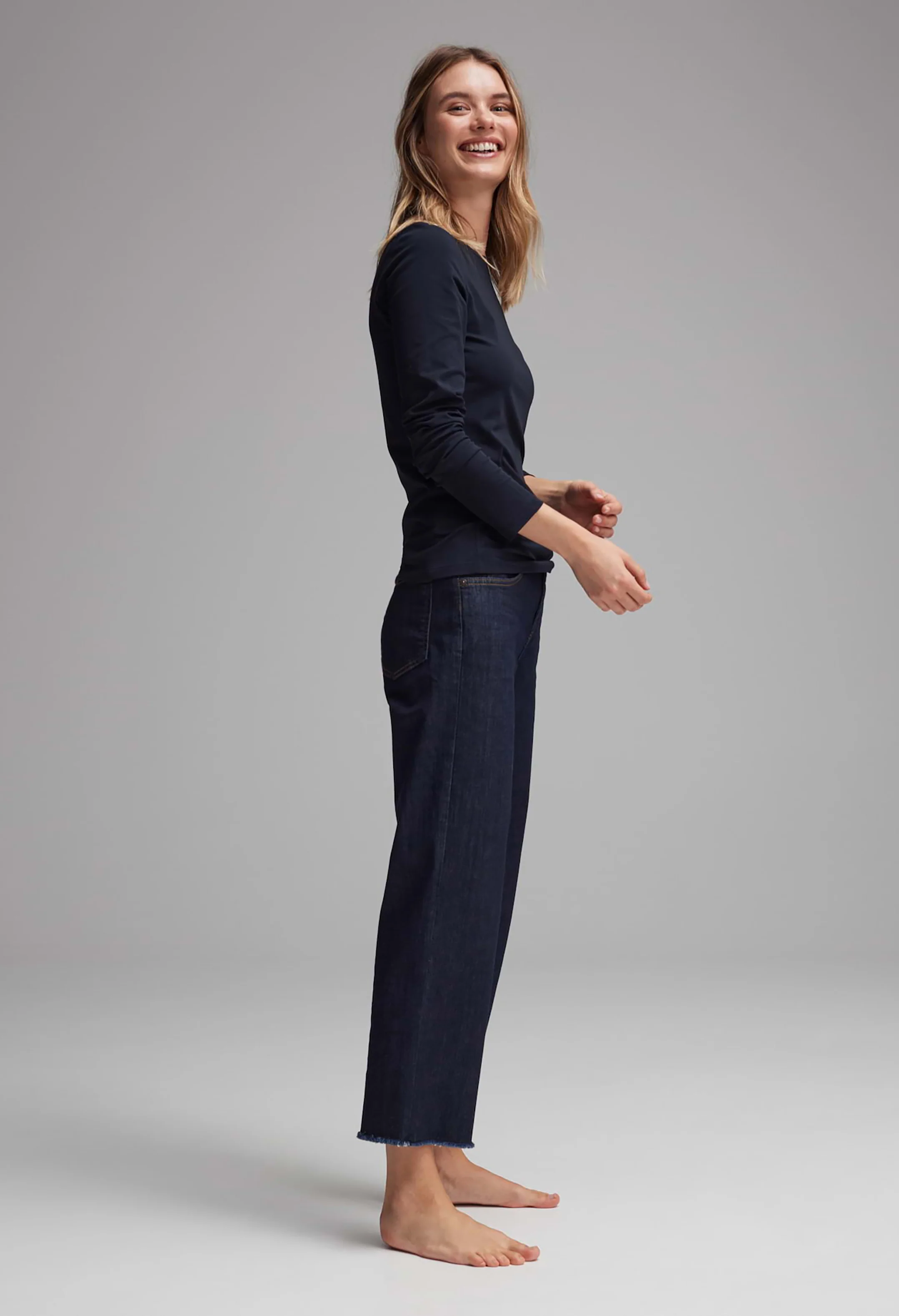Smilla Long Sleeve Top