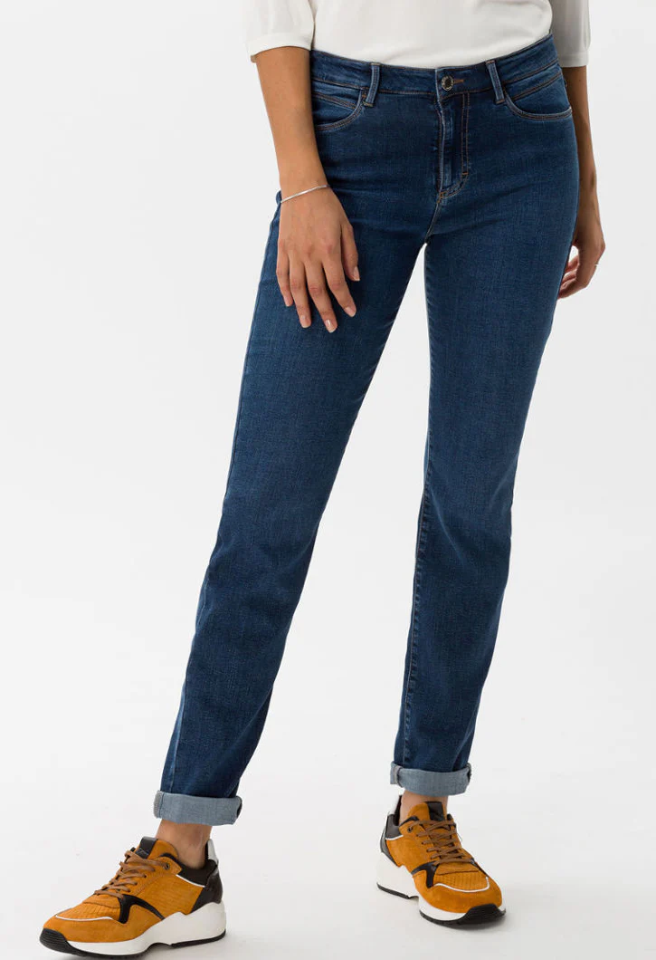 Reg Leg Shakira Drainpipe Jeans in Slightly Used Regular Blue