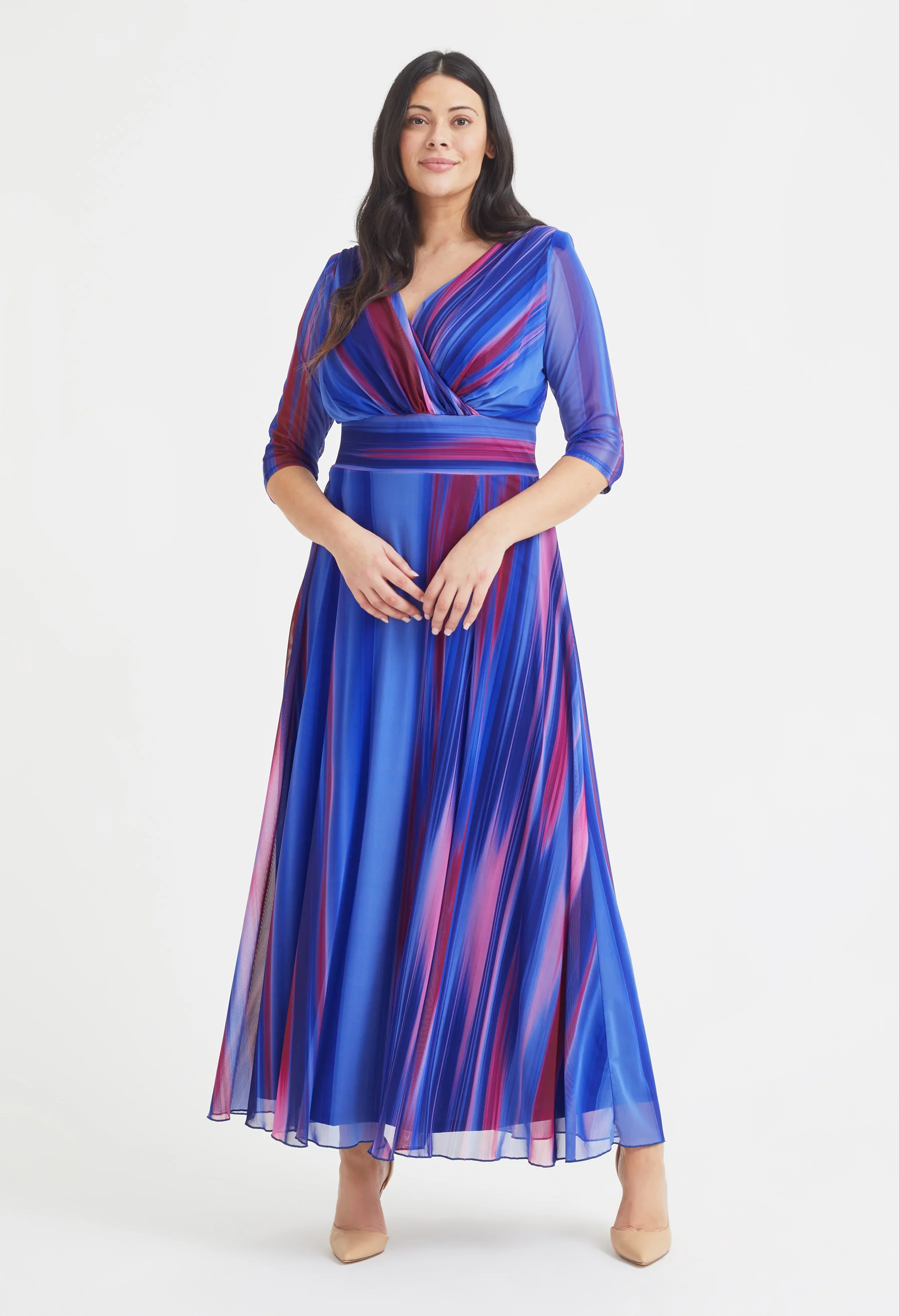 Verity Curve+ Maxi Dress