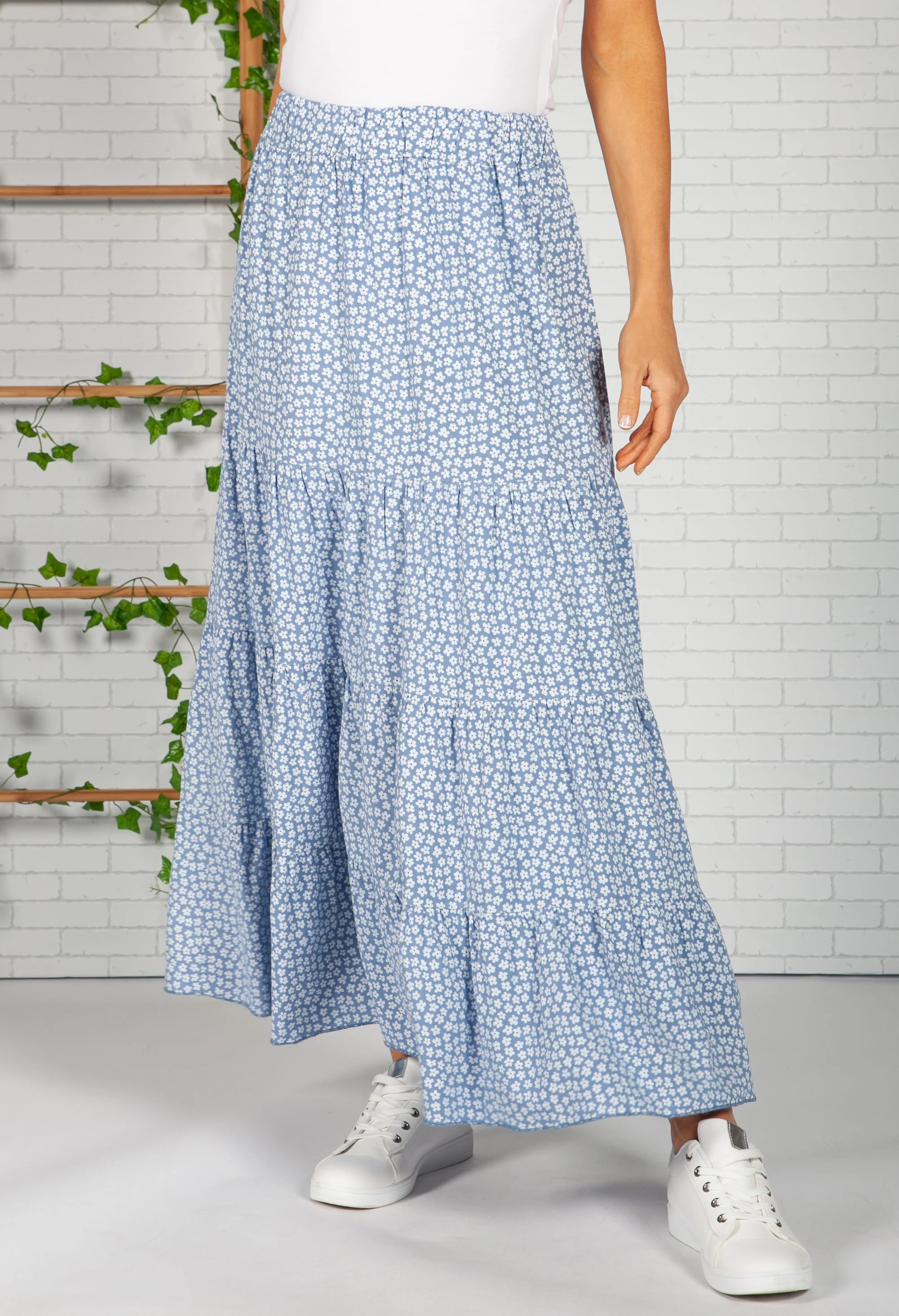 Blue Daisy Print Skirt