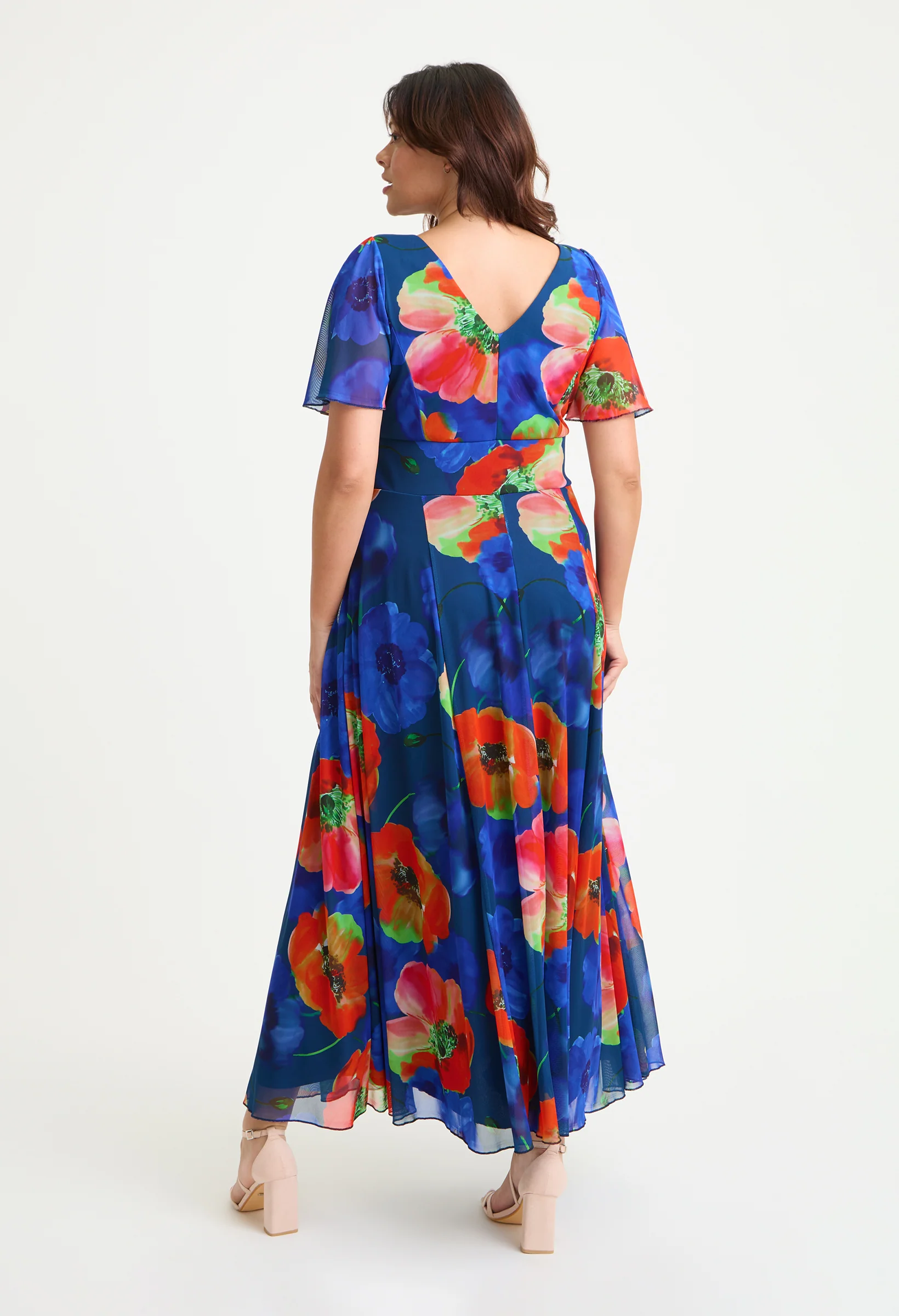 Isabelle Curve+ Angel Sleeve Maxi Dress