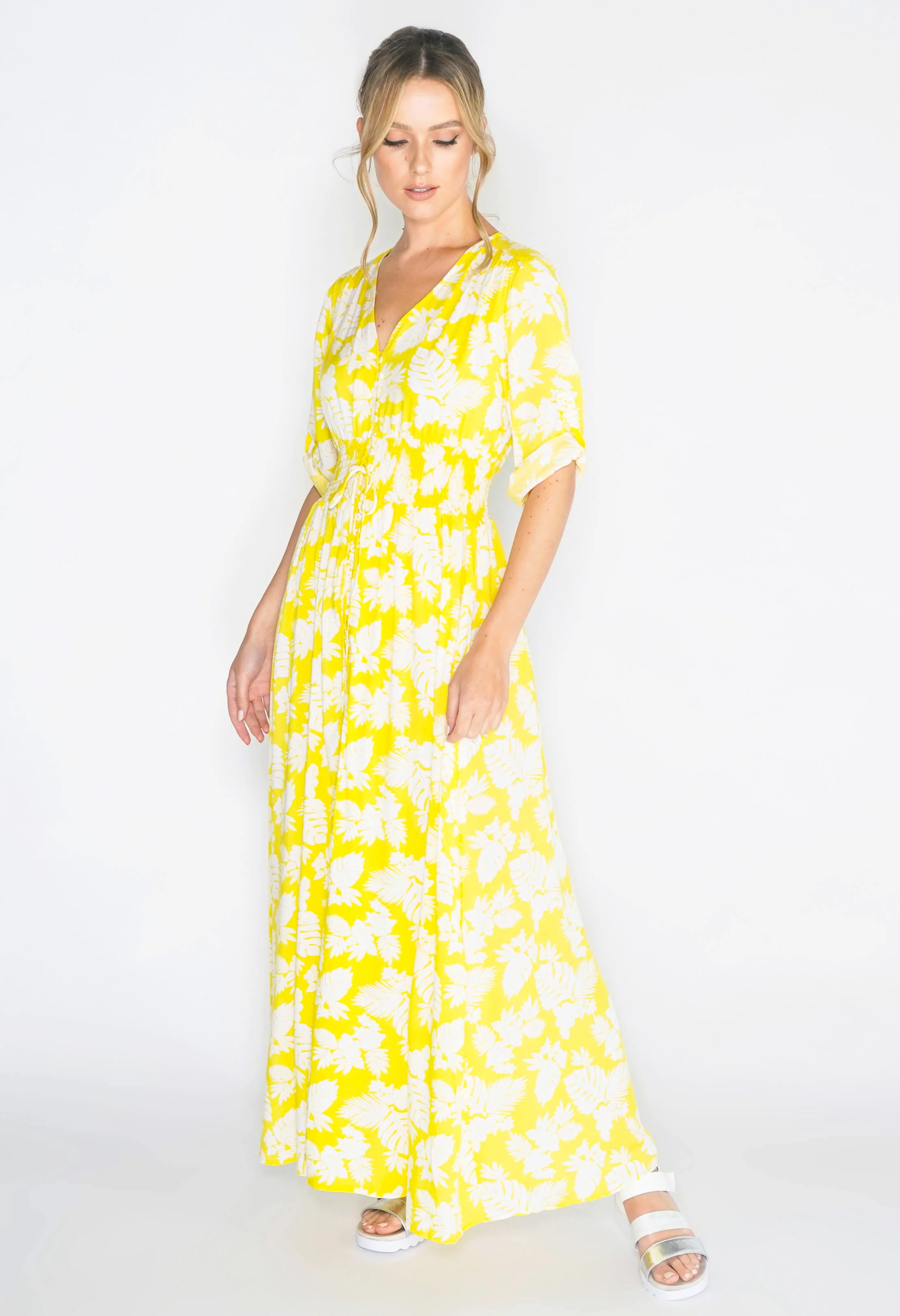 TROPICAL FLORAL PRINTED MAXI DRESS