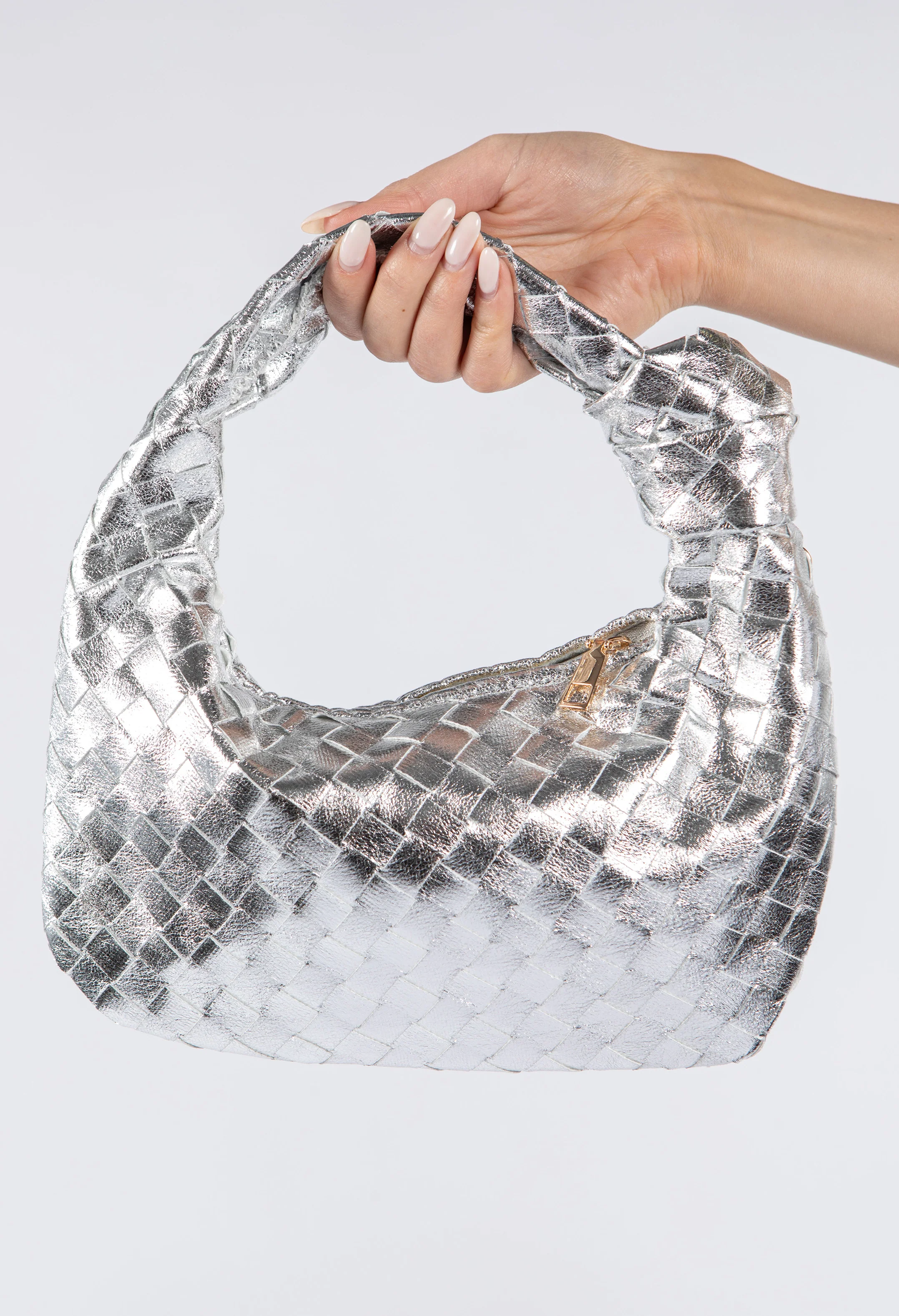 Knot Detail Shoulder Bag