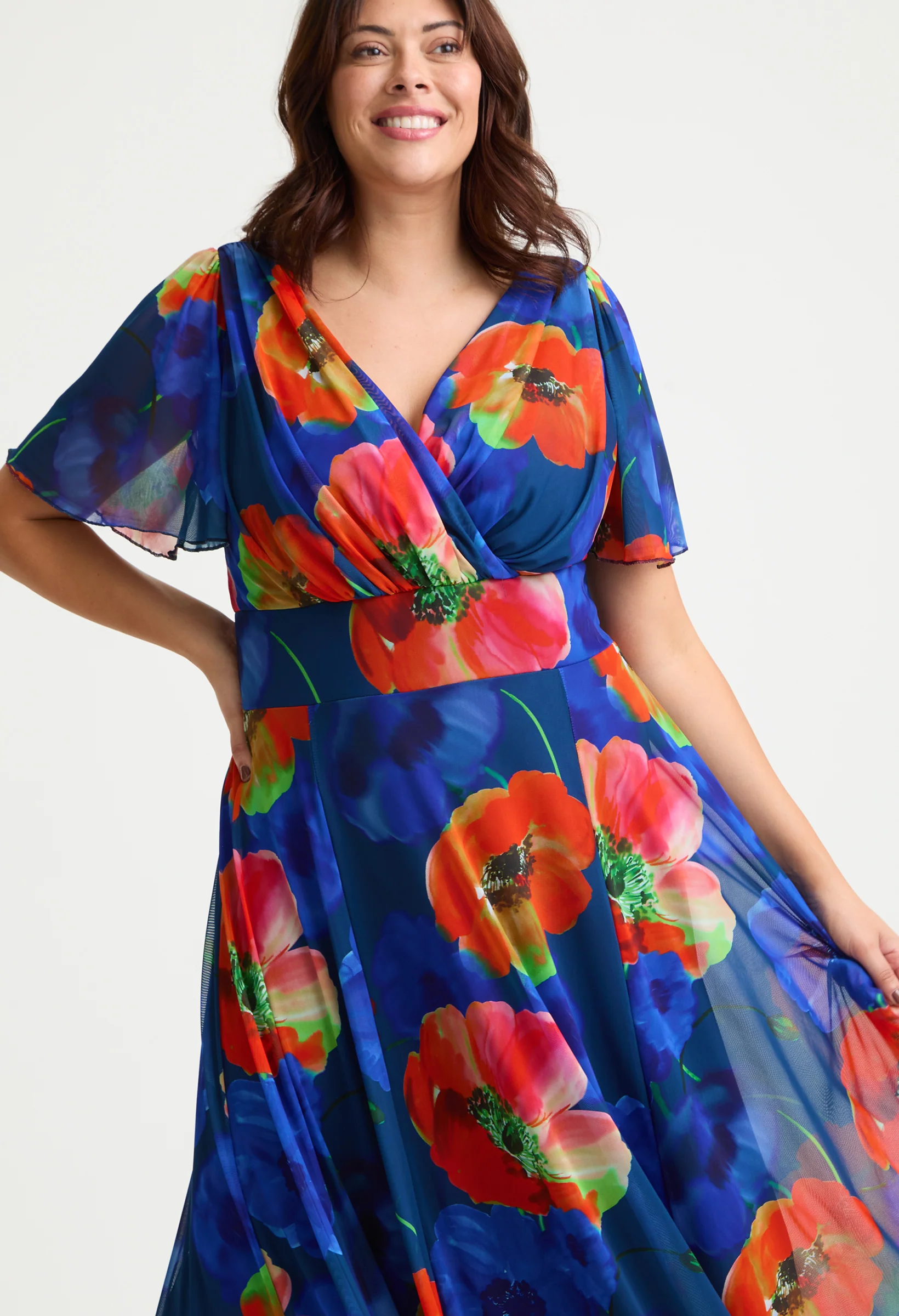 Isabelle Curve+ Angel Sleeve Maxi Dress