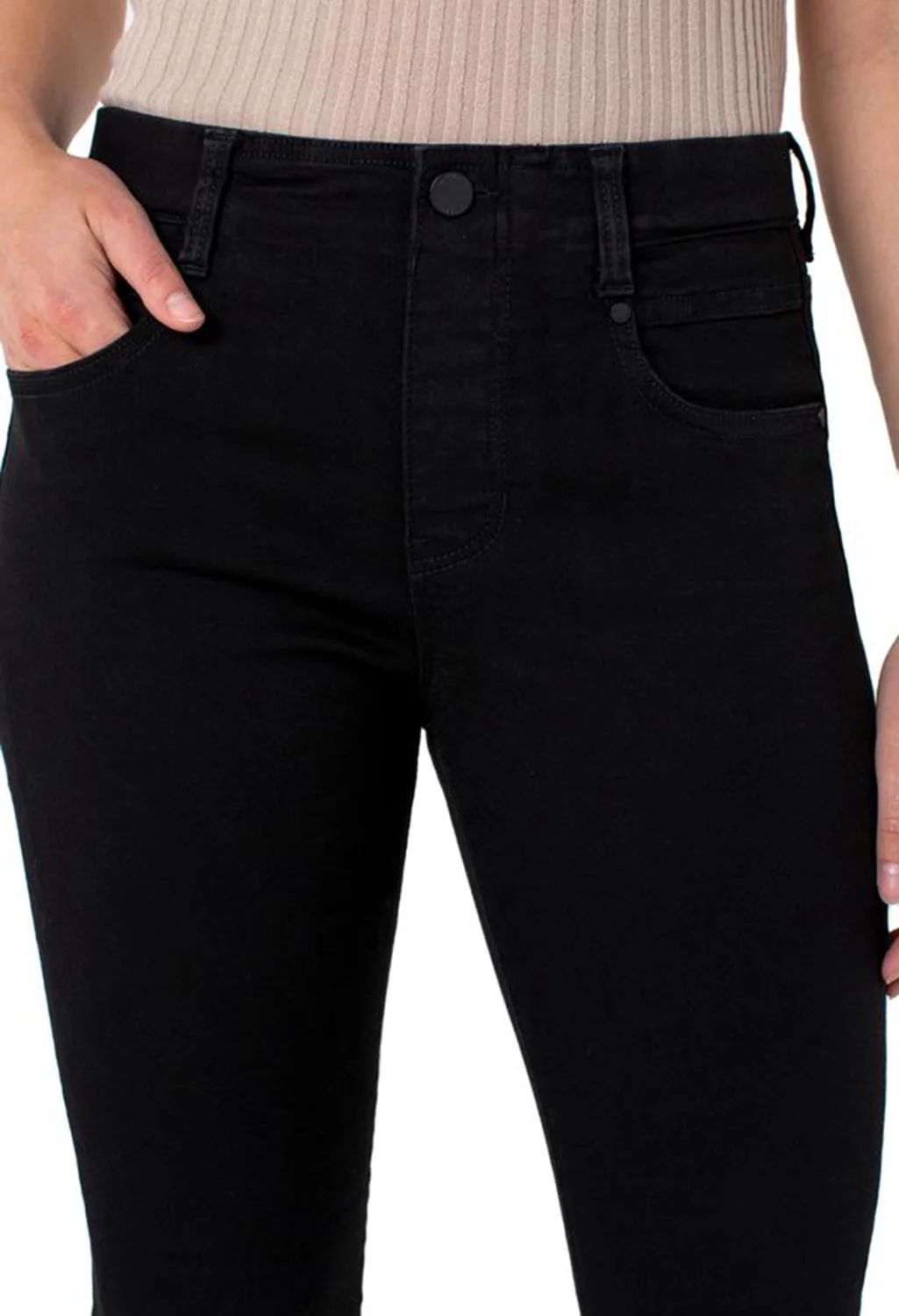 Gia Glider Skinny Pull On in Black