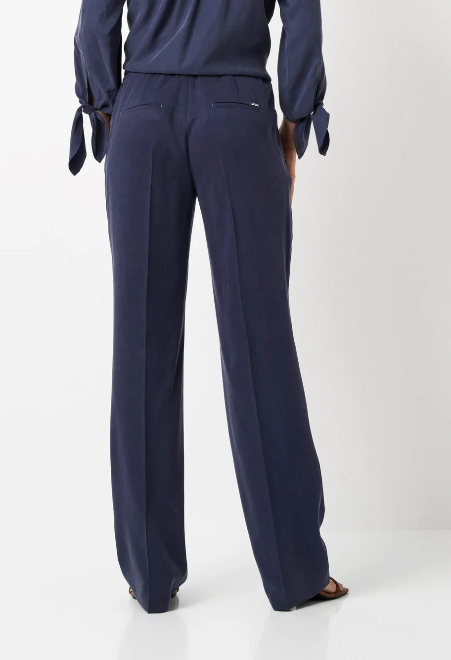 Button Close Straight leg Trouser