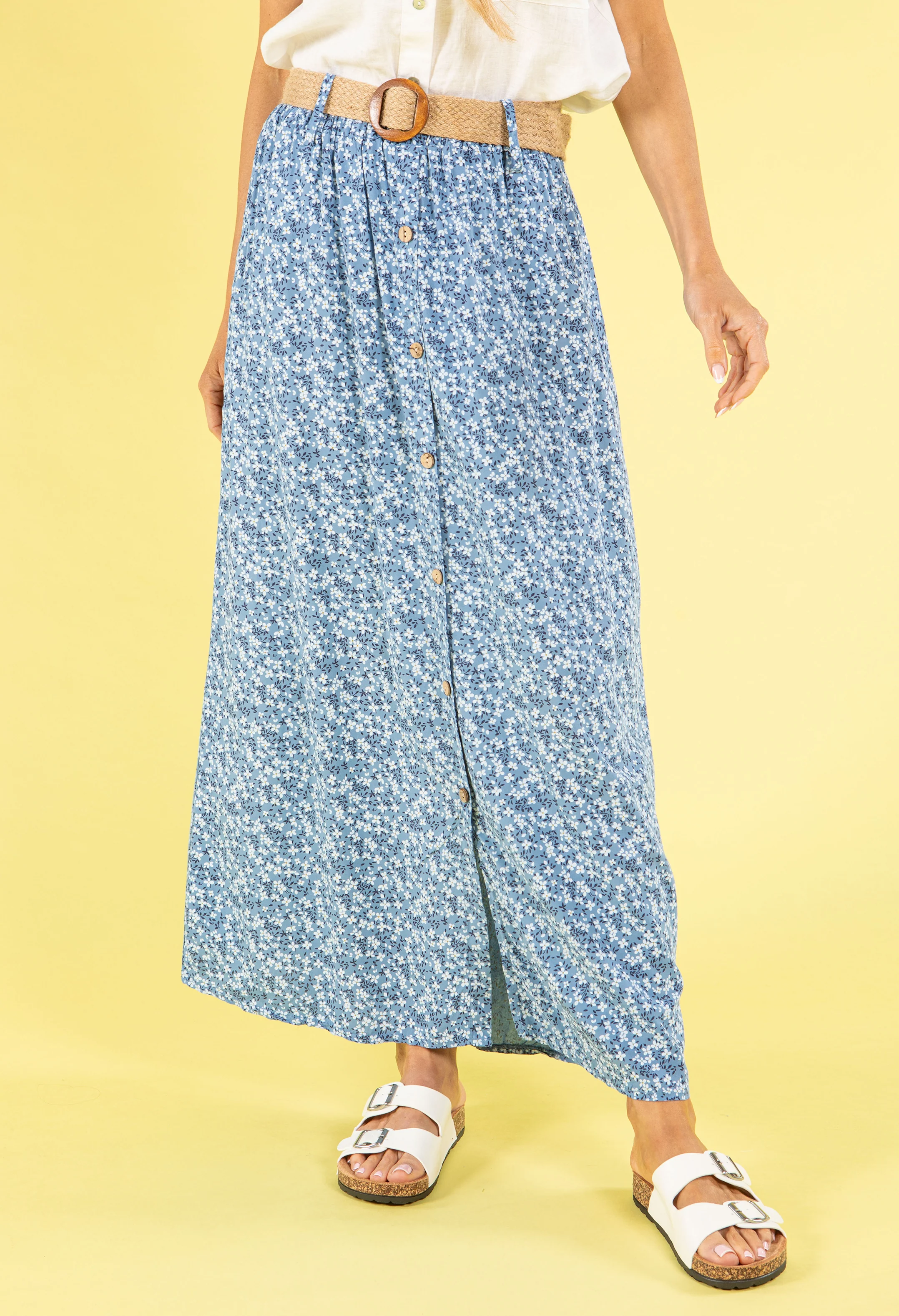 Belted Daisy Print Maxi Skirt