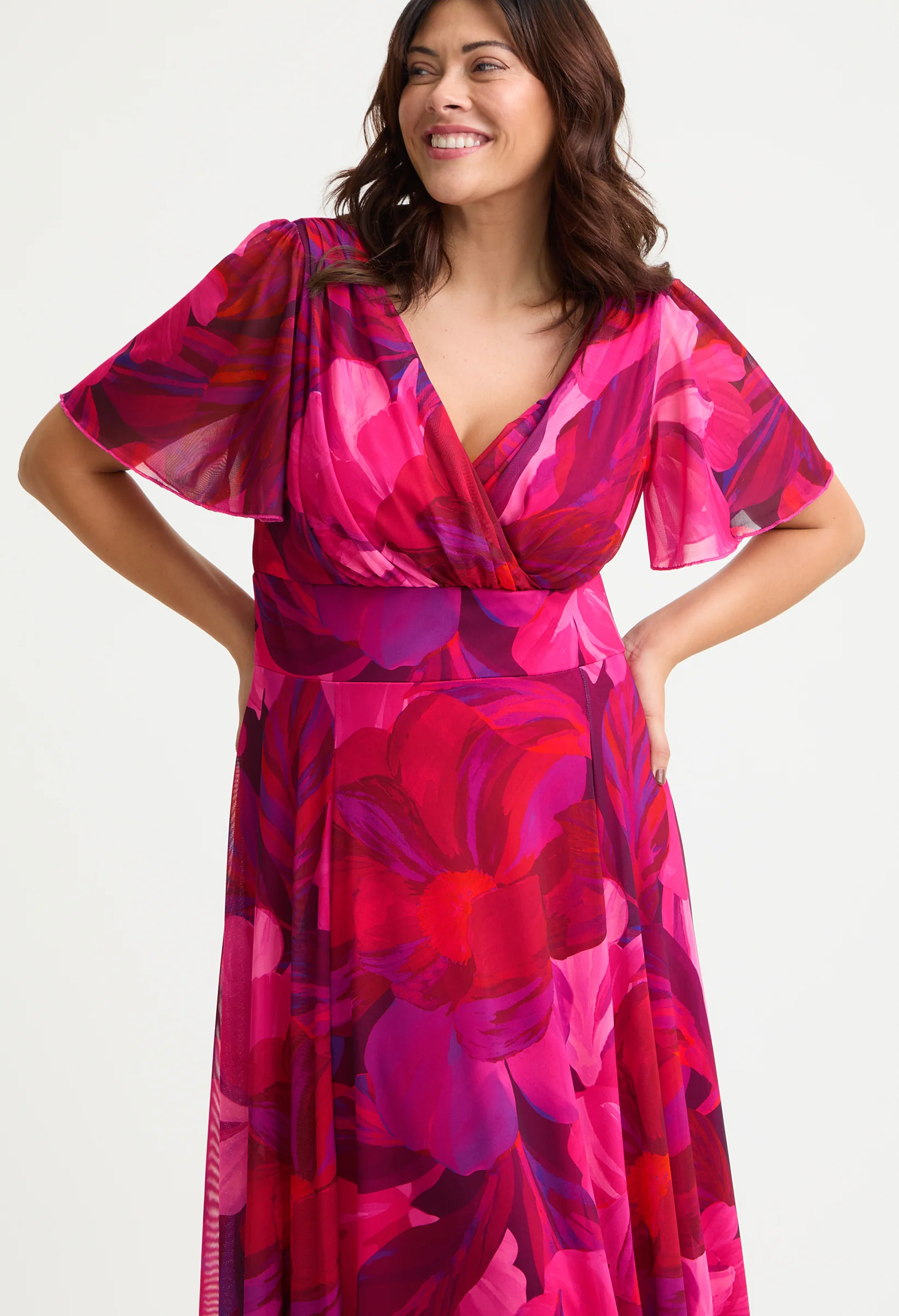 Isabelle Curve+ Angel Sleeve Maxi Dress