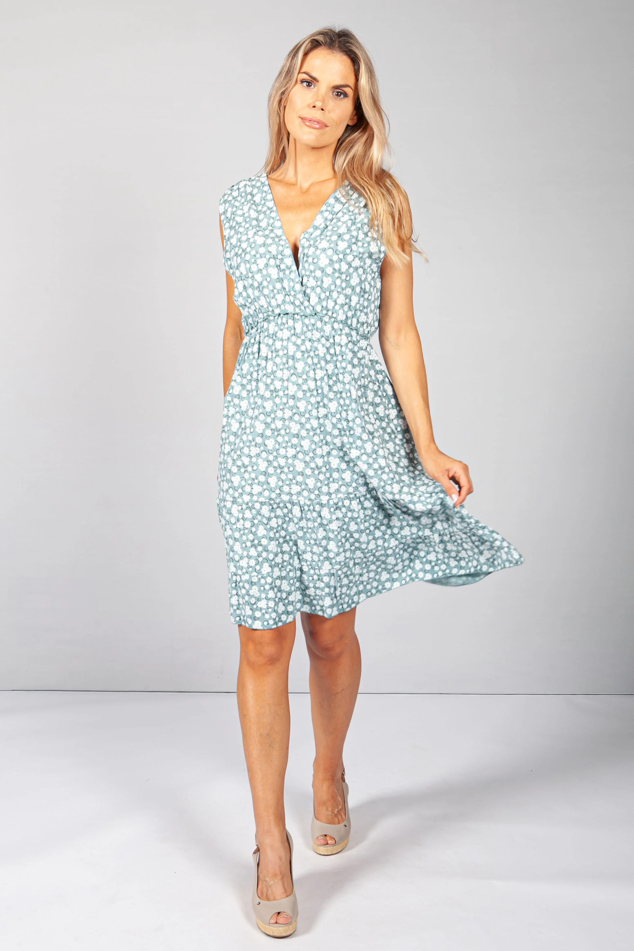 Short Floral Dress in Green