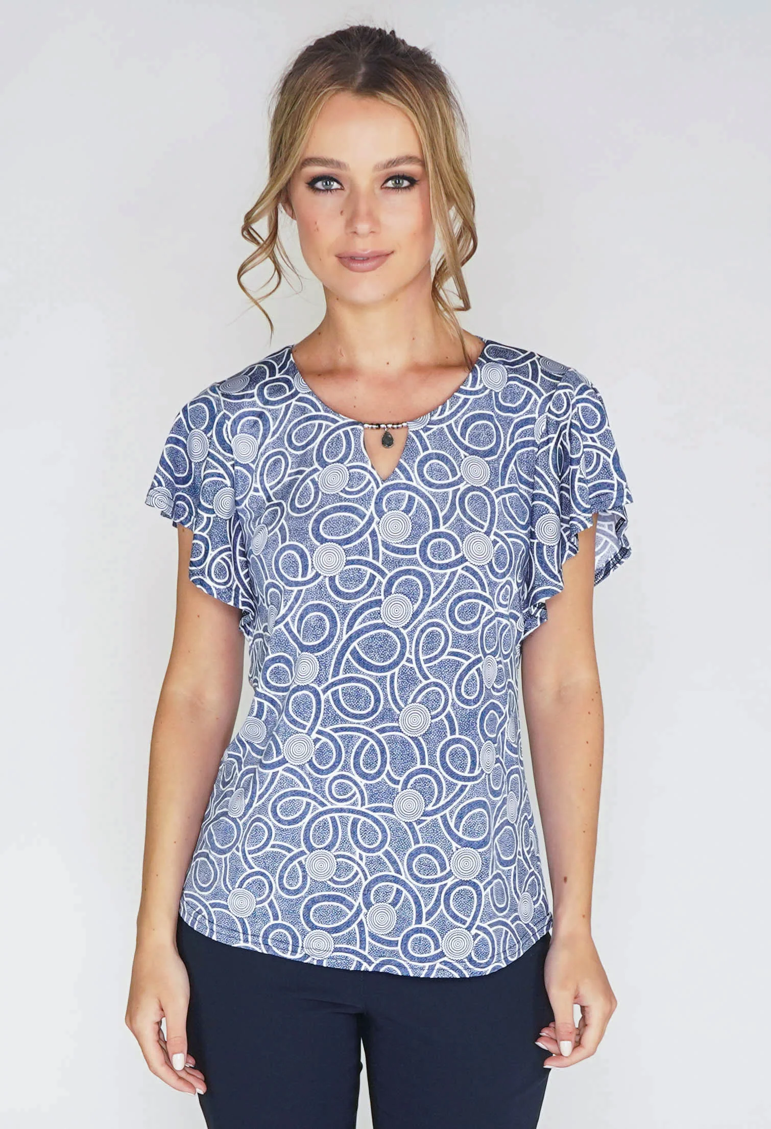 LOOP PRINT TOP WITH PENDANT DETAIL