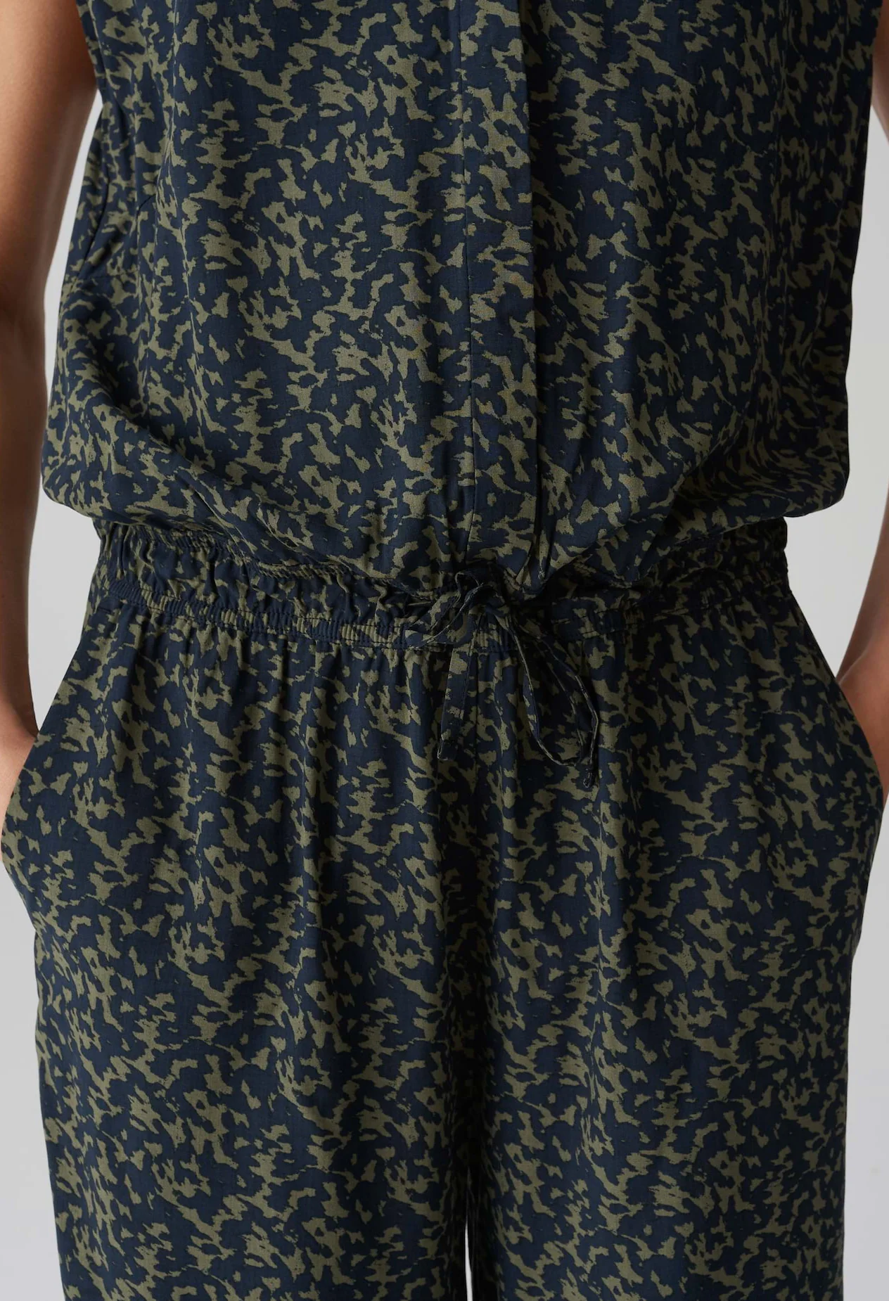 Moneli Shadow Jumpsuit