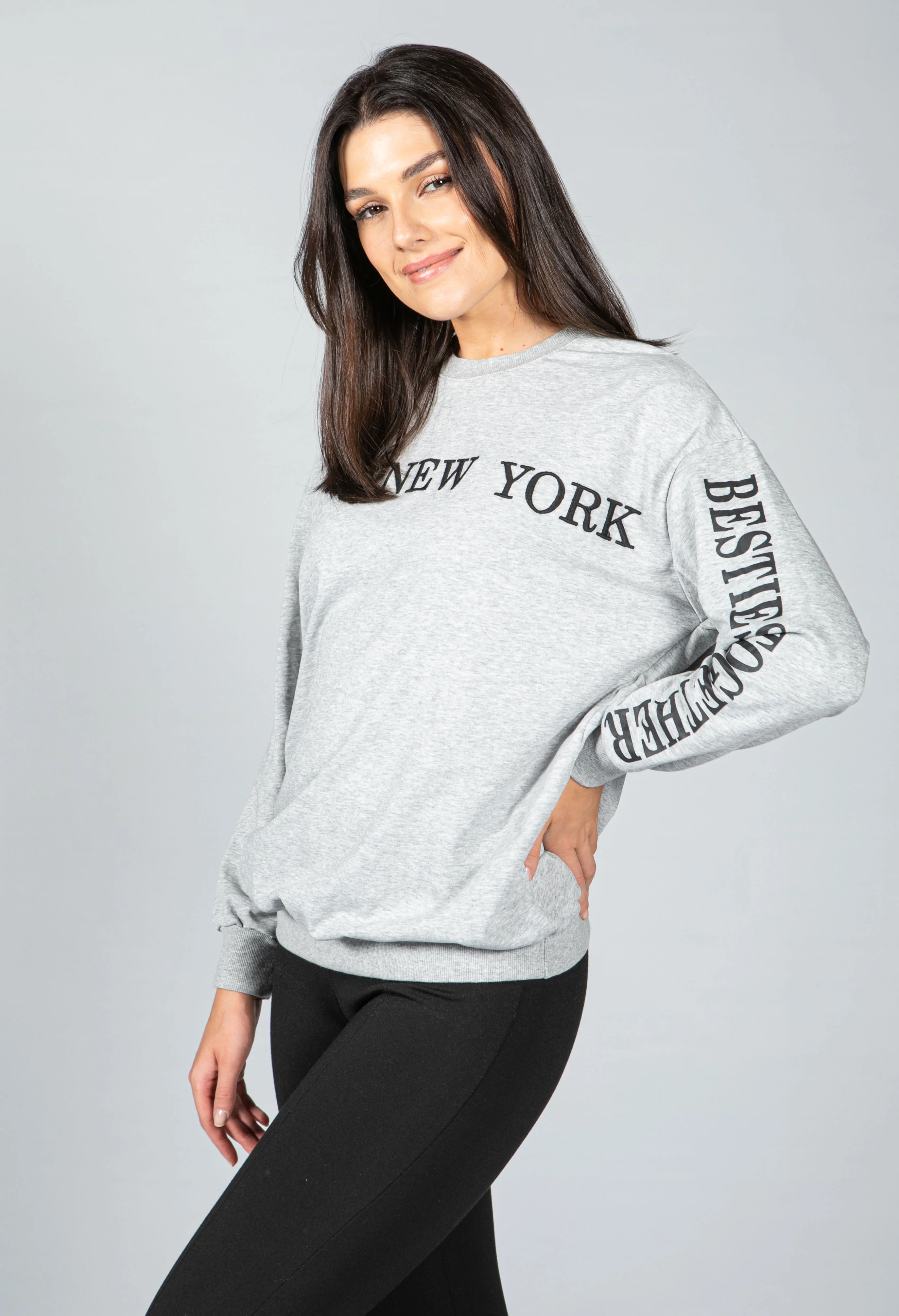 NEW YORK VARSITY CREW NECK JUMPER IN GREY